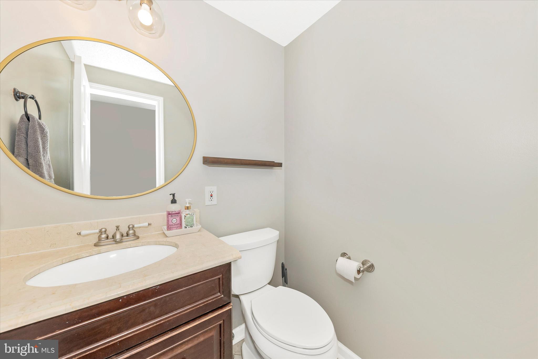 HILLCREST ORCHARDS - Residential