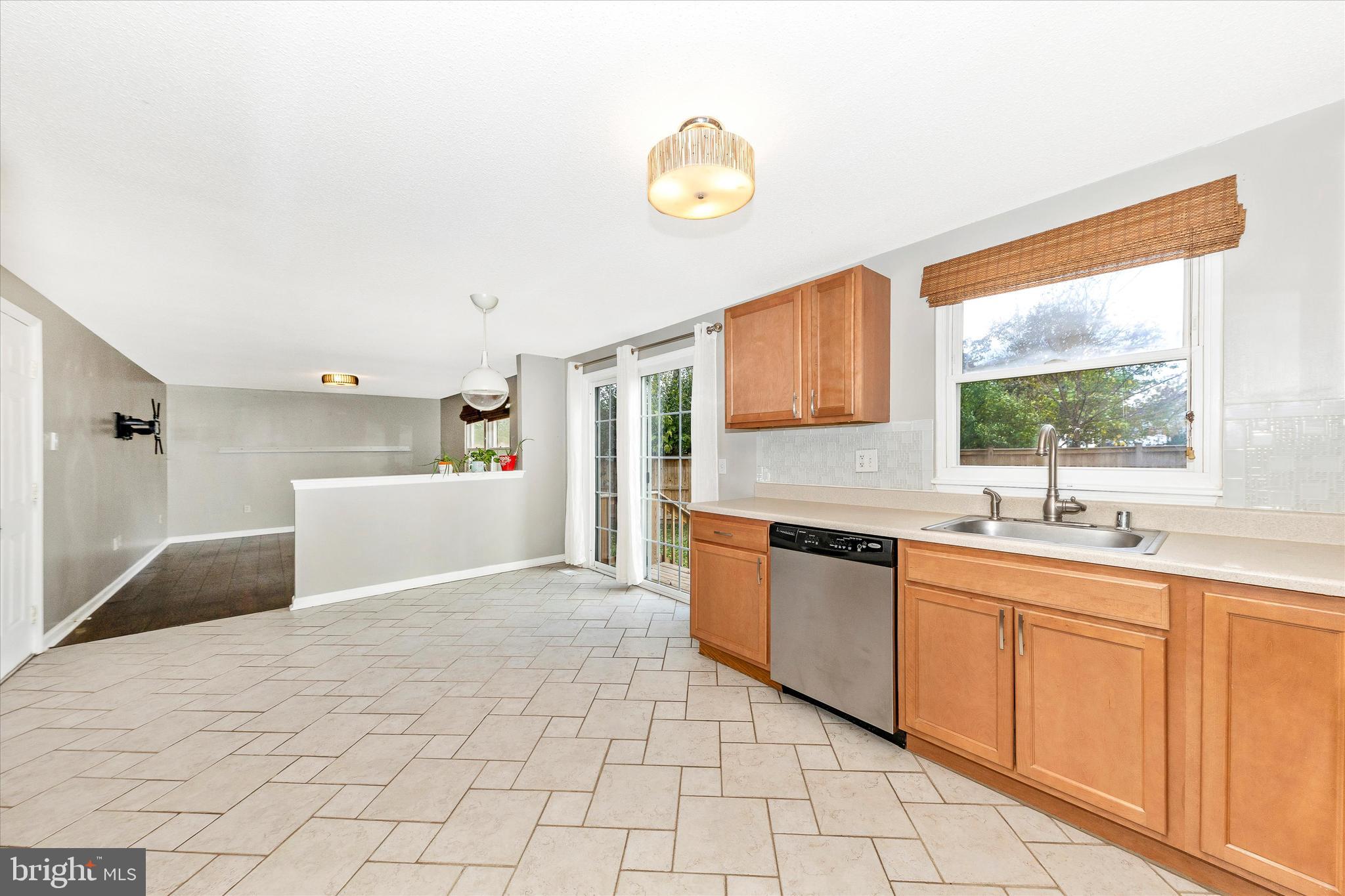 HILLCREST ORCHARDS - Residential