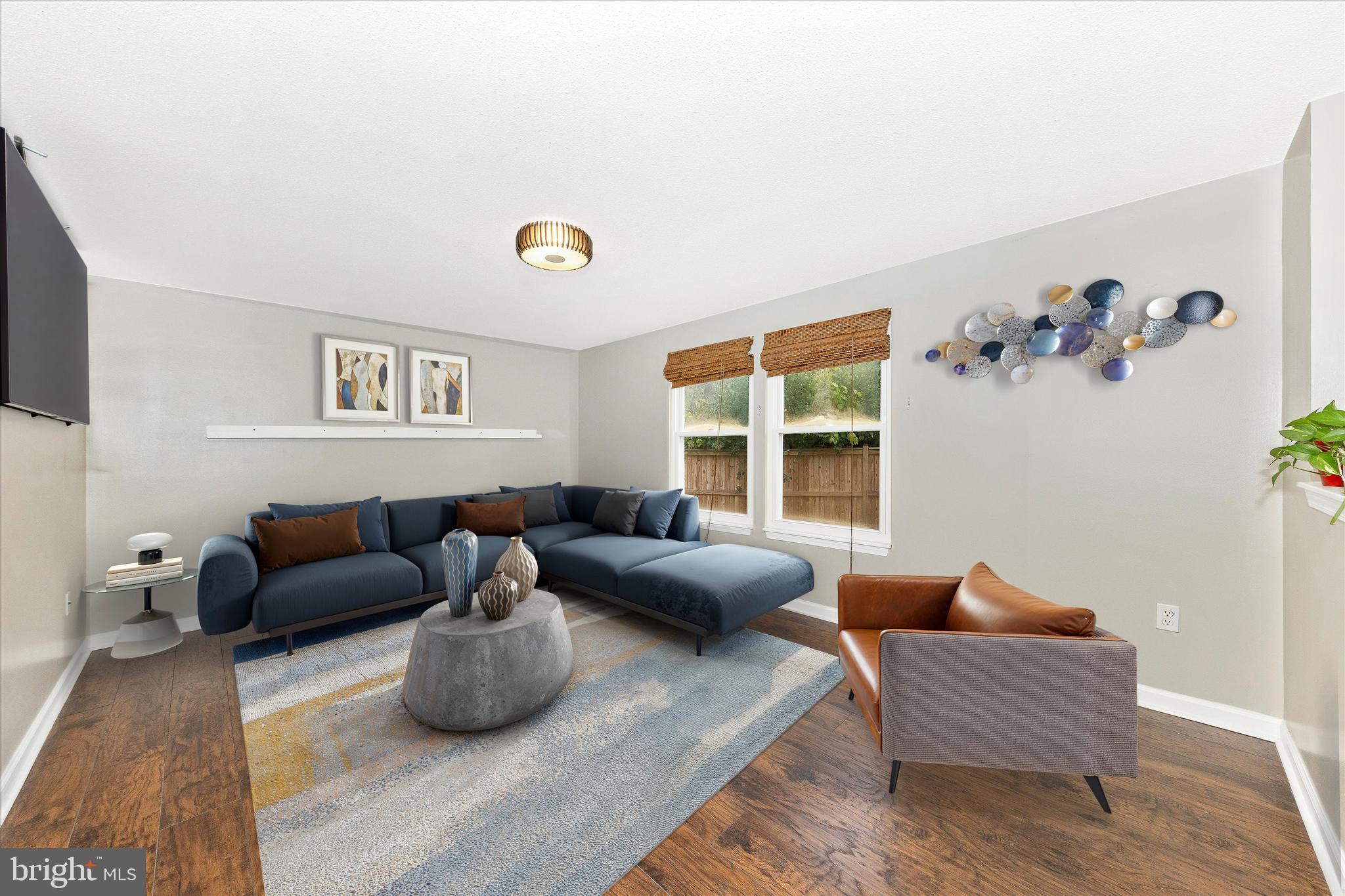 HILLCREST ORCHARDS - Residential