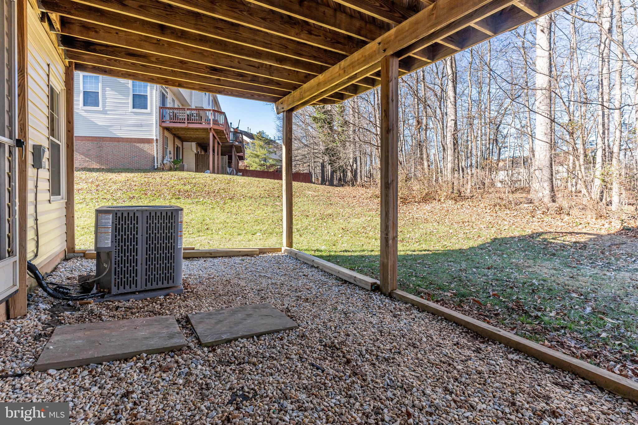 NORTHRIDGE - Residential