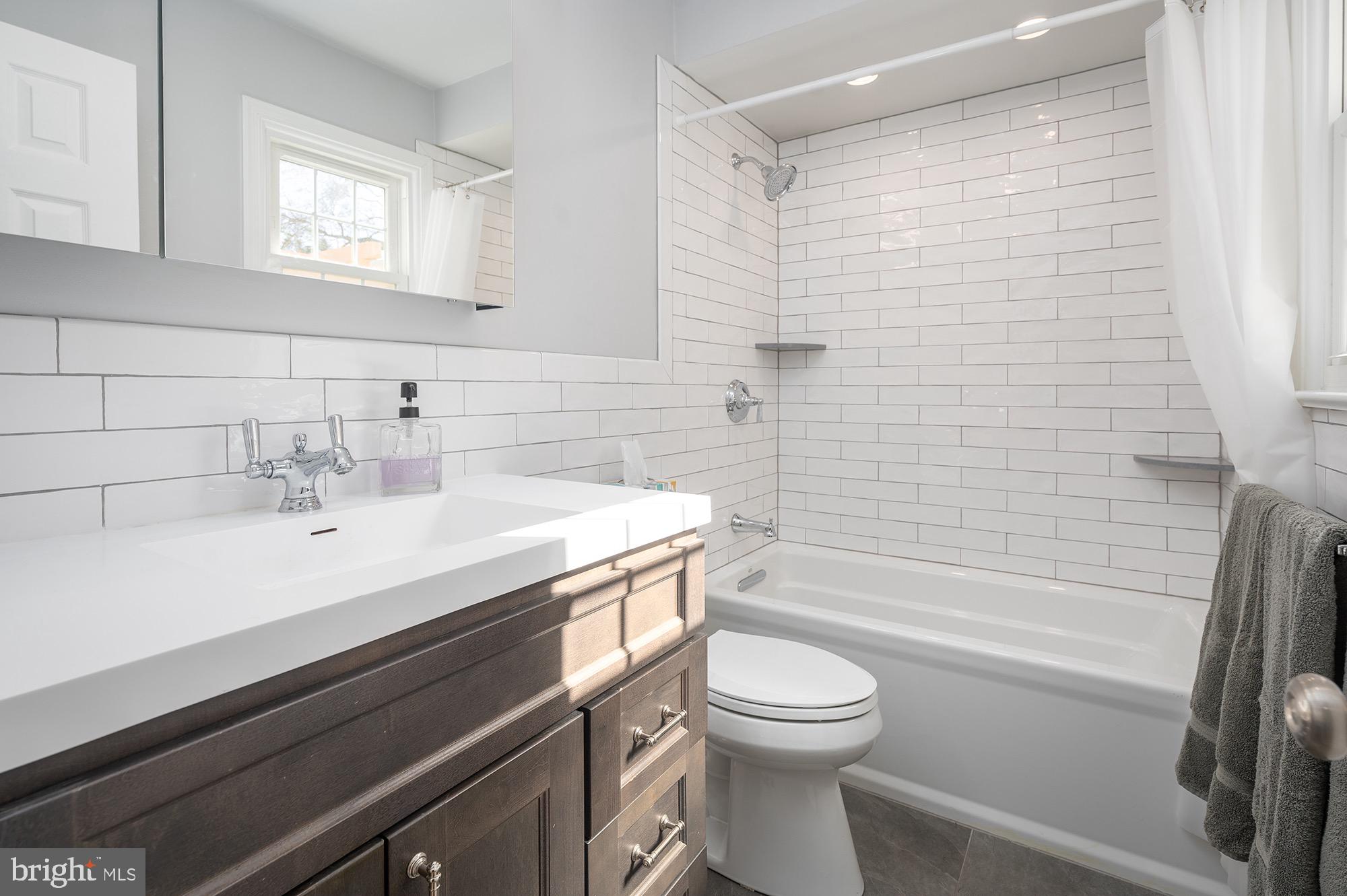 SPINNAKER RUN - Residential