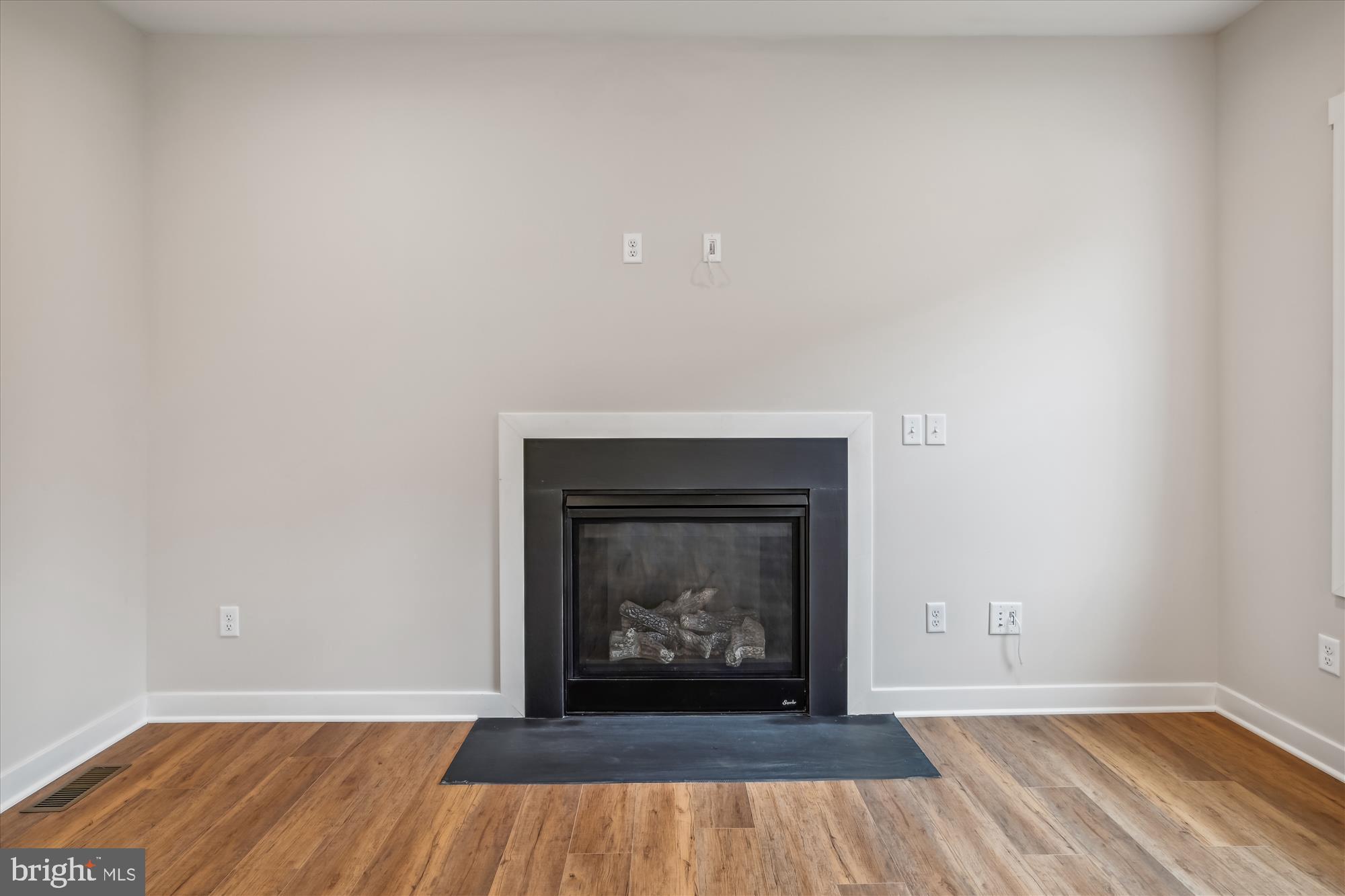 WELLHAM HEIGHTS - Residential