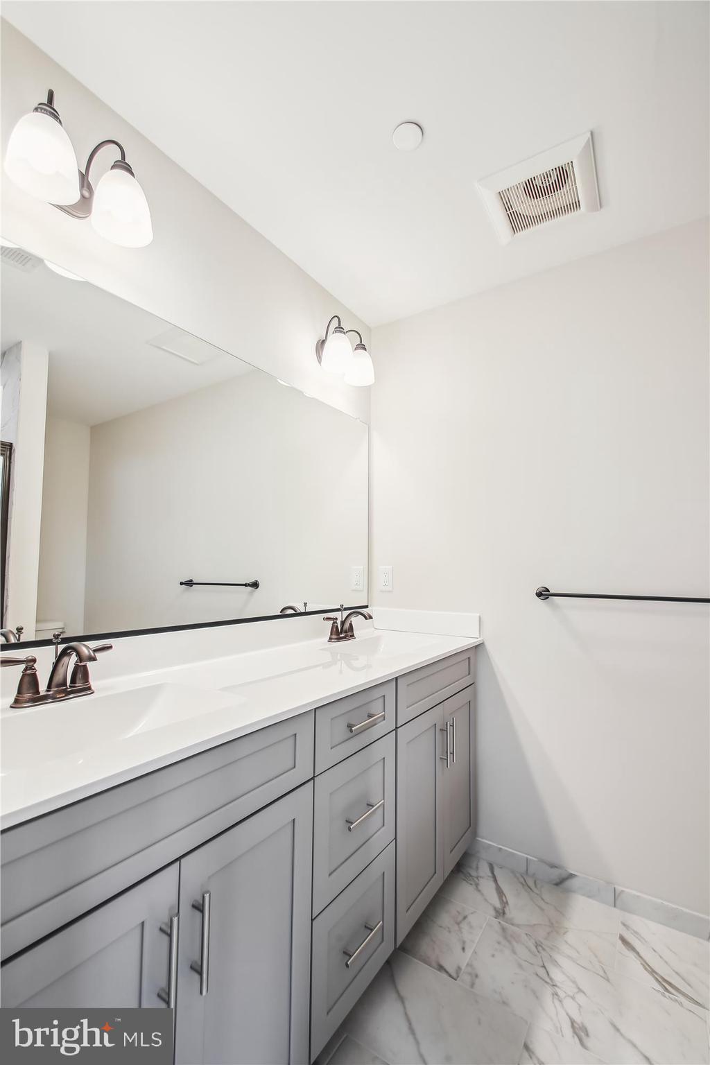 WELLHAM HEIGHTS - Residential