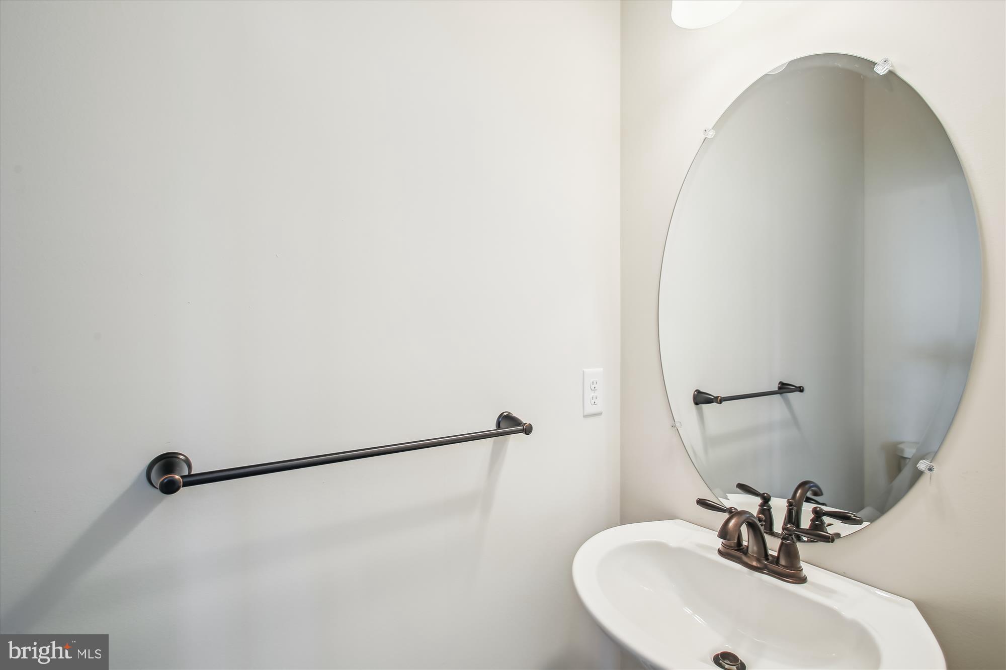 WELLHAM HEIGHTS - Residential