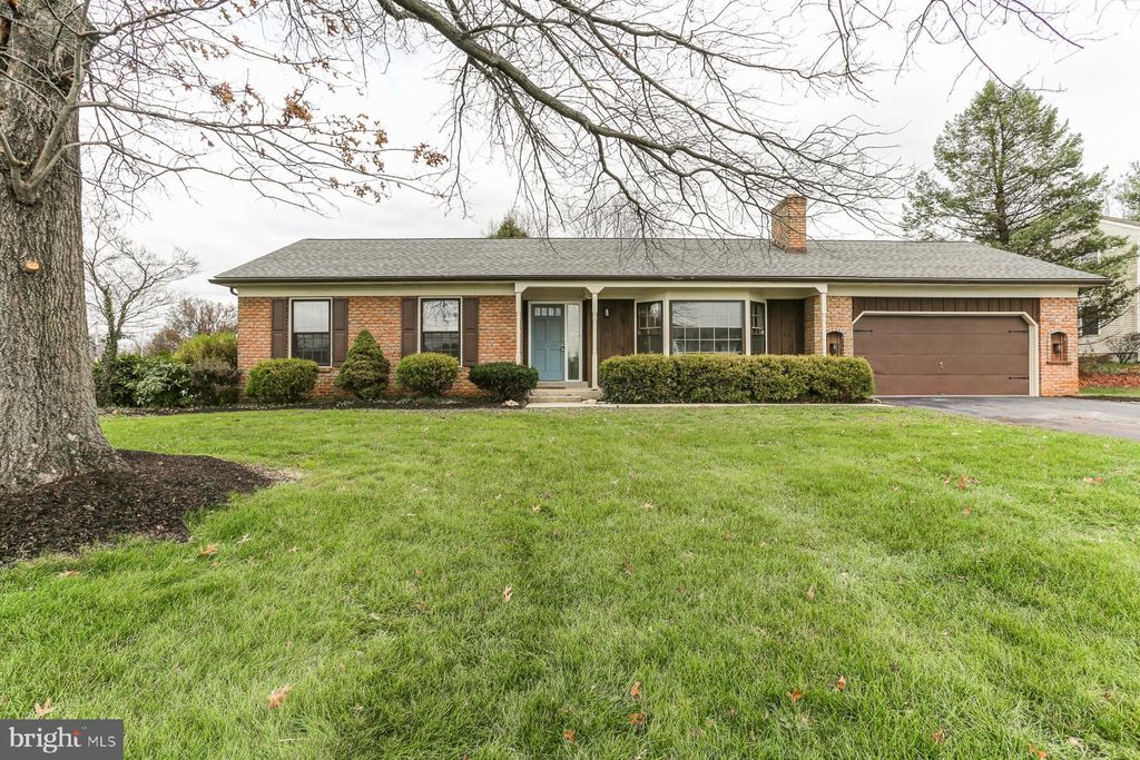 Photo of 4690 KLINESVILLE RD, COLUMBIA, PA 17512 (MLS # PALA2028344)