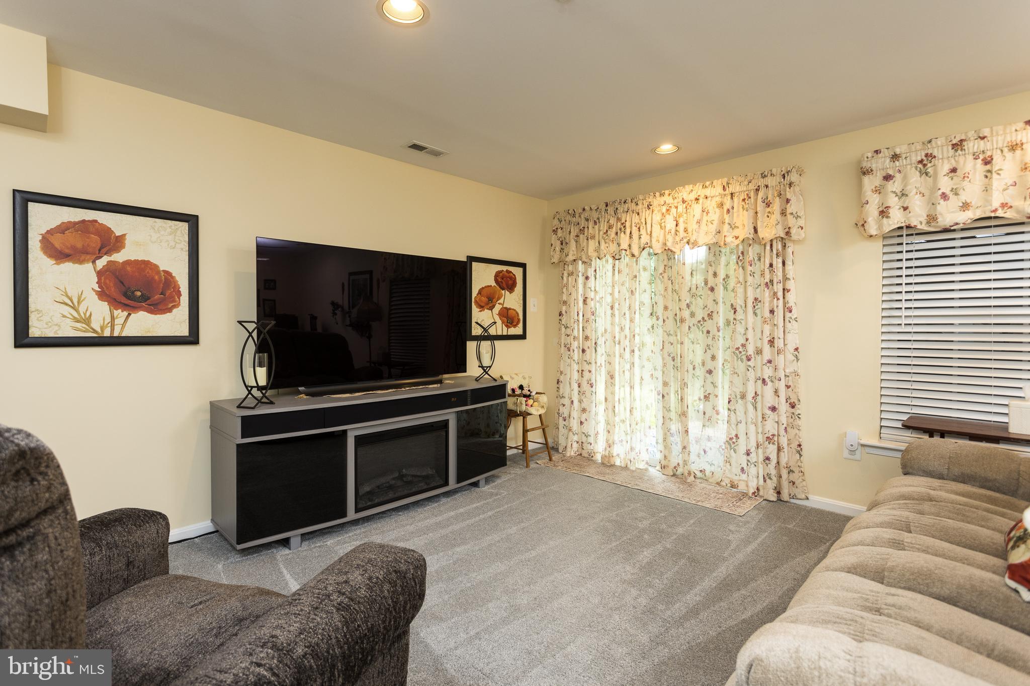 FRENCHTOWN CROSSING - Residential