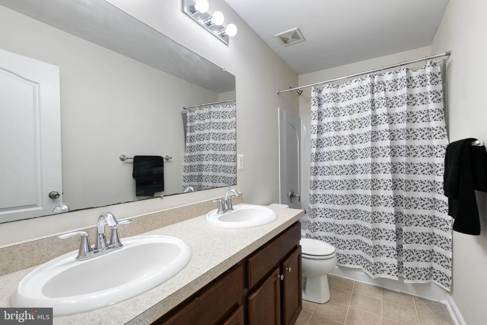 FIELDSTONE FARM - Residential