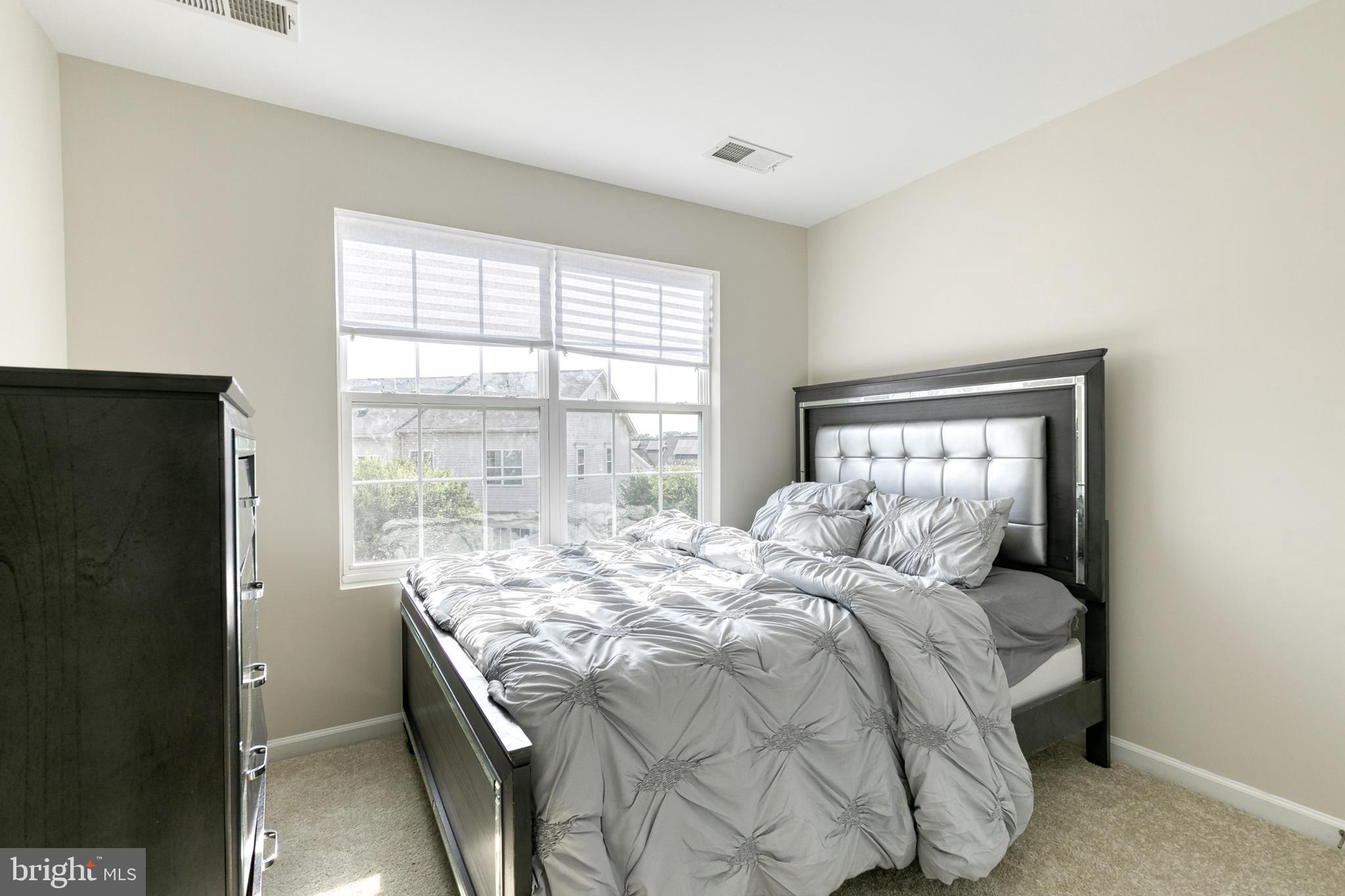 FIELDSTONE FARM - Residential