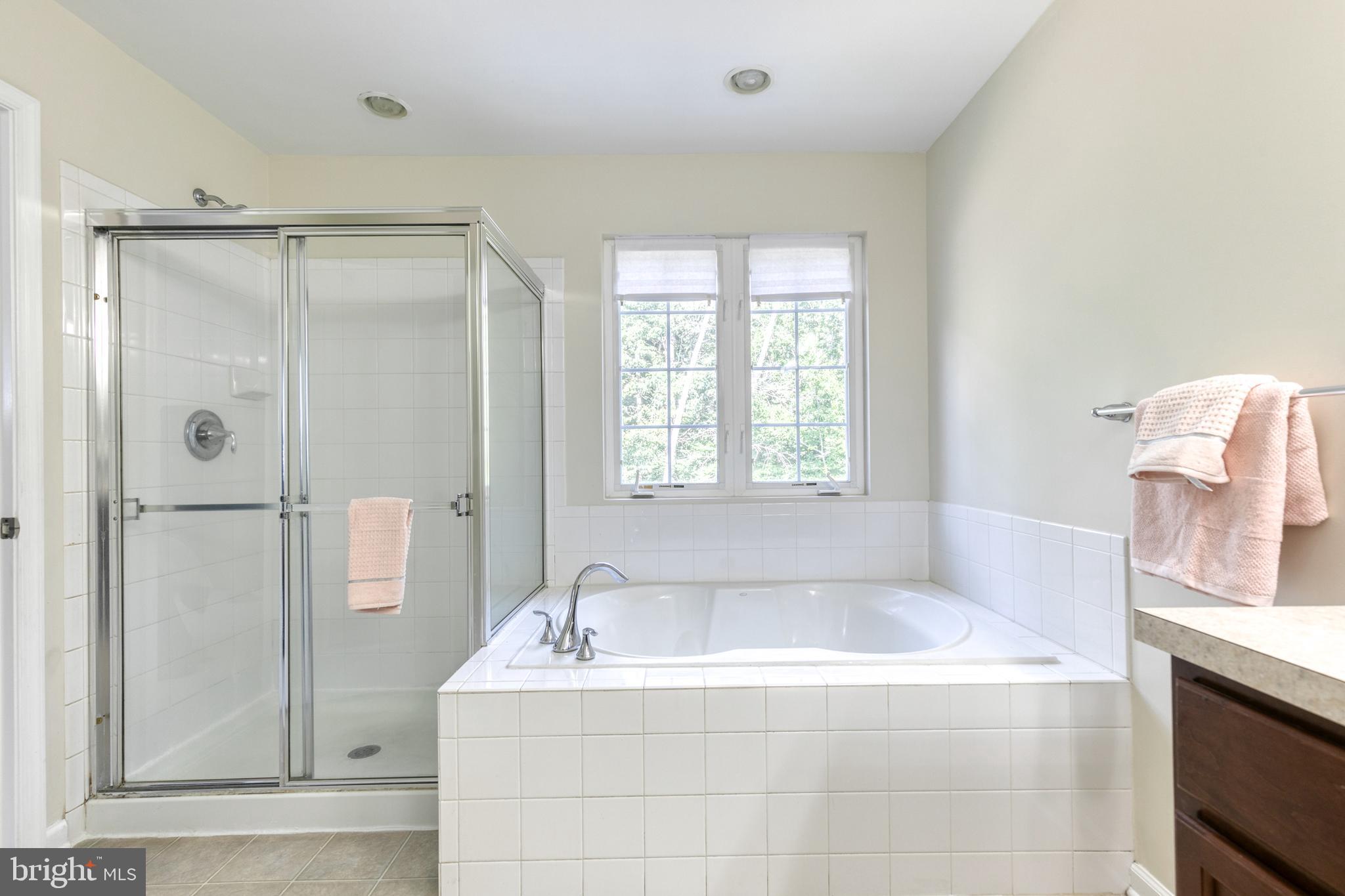 FIELDSTONE FARM - Residential