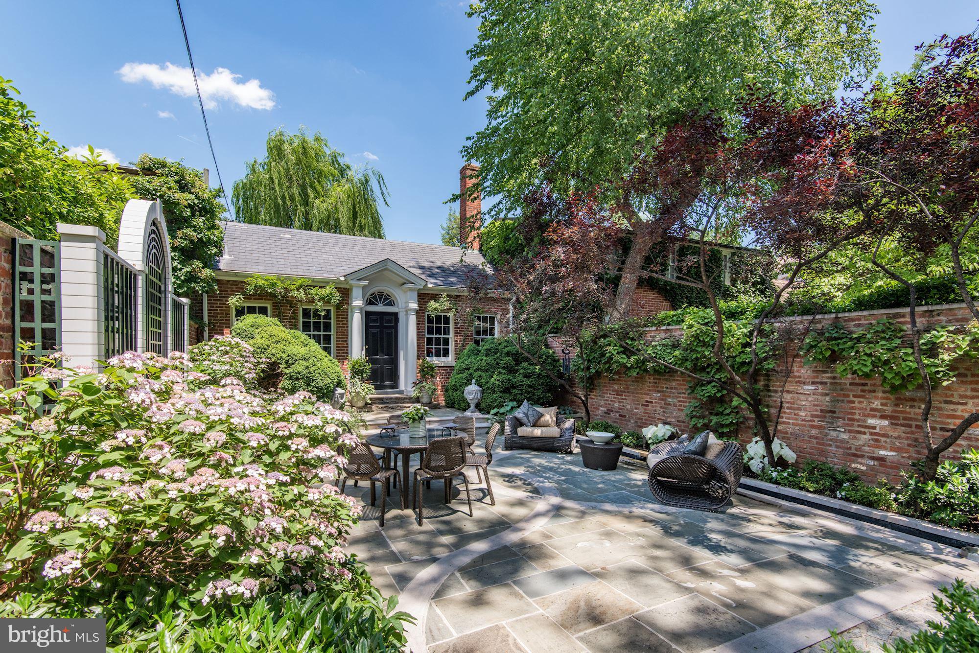 GEORGETOWN - Residential