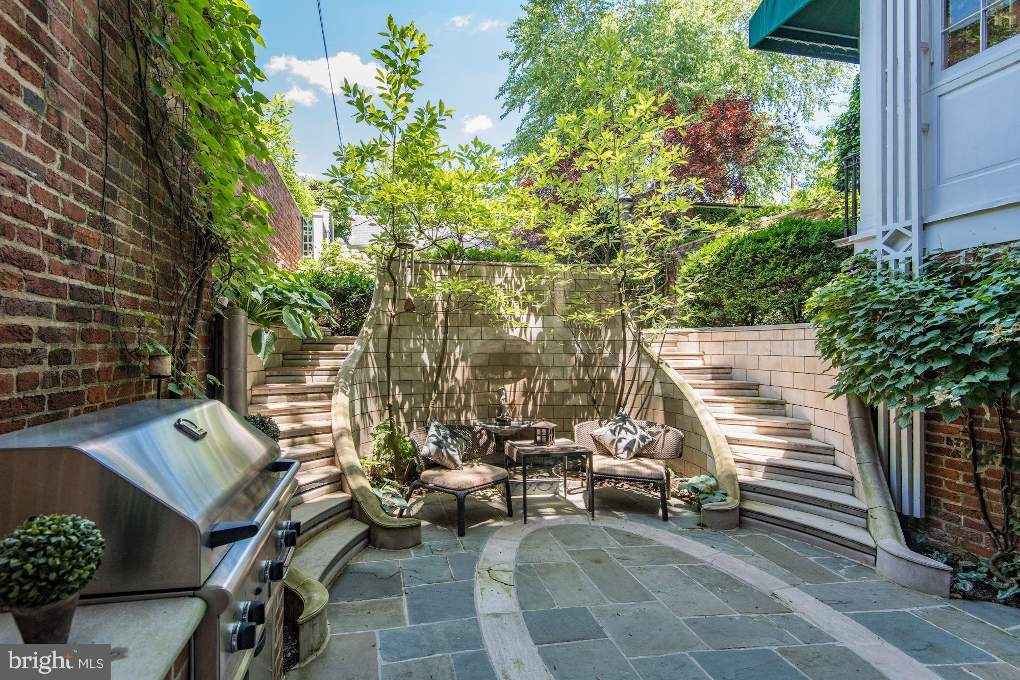 GEORGETOWN - Residential