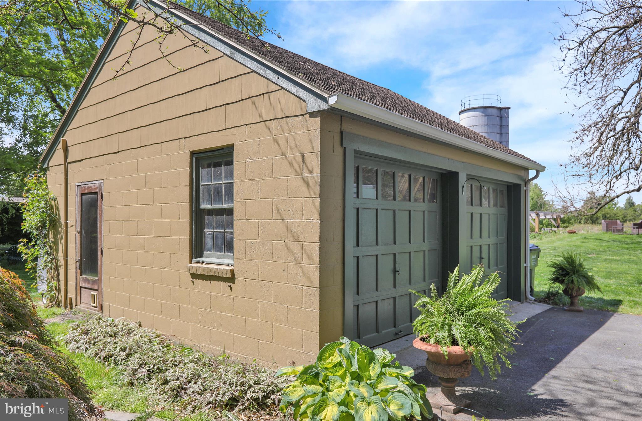 STRASBURG BOROUGH - Residential