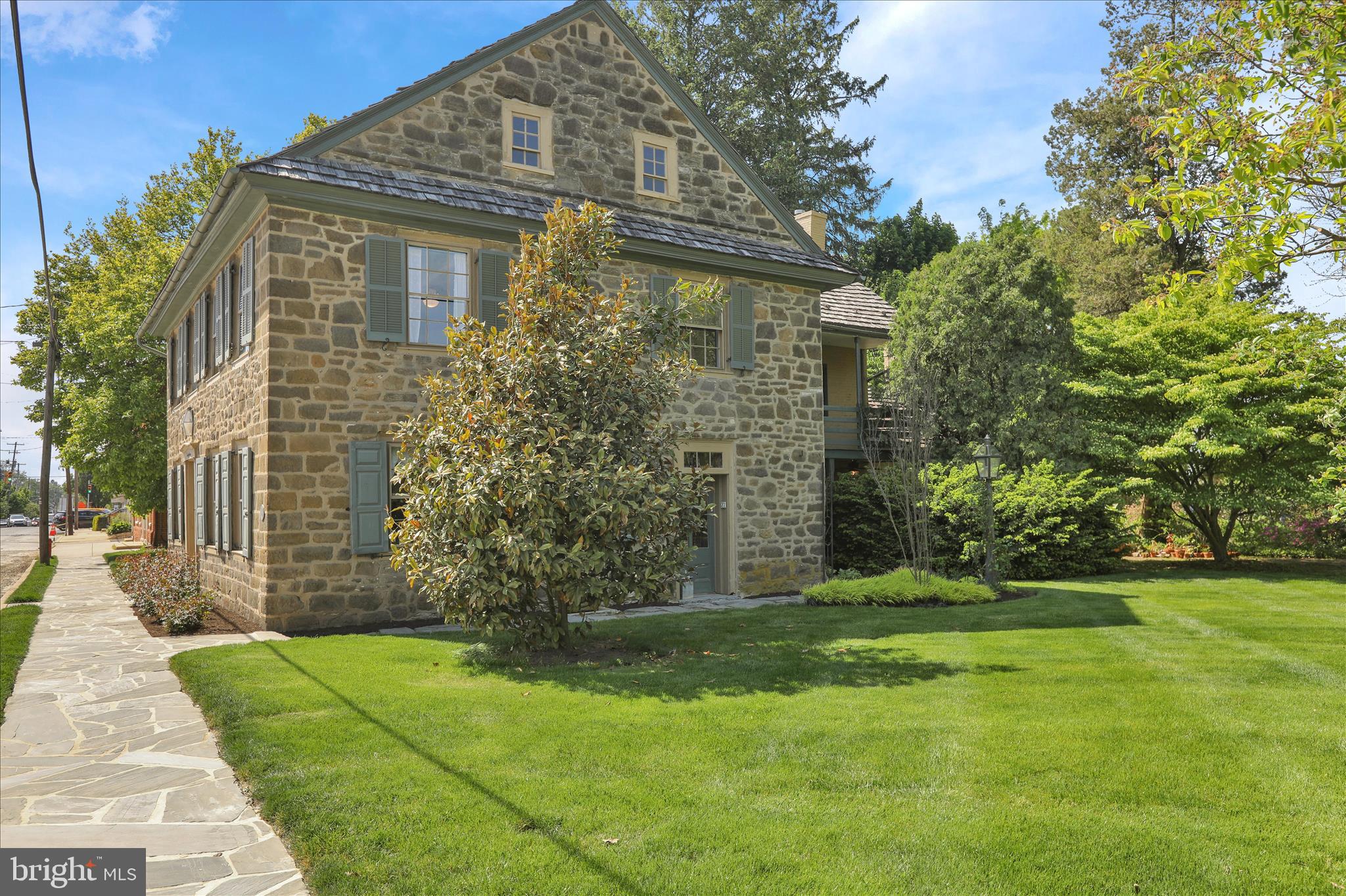 27 E MAIN STREET