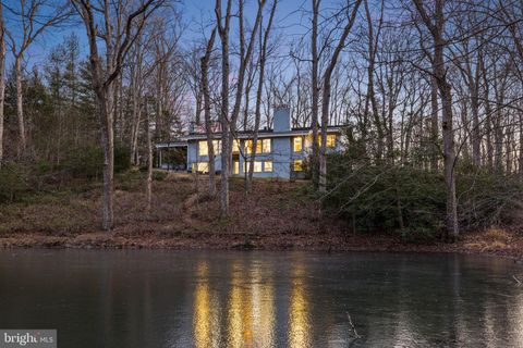 10611 ALLENWOOD LANE GREAT FALLS VA 22066