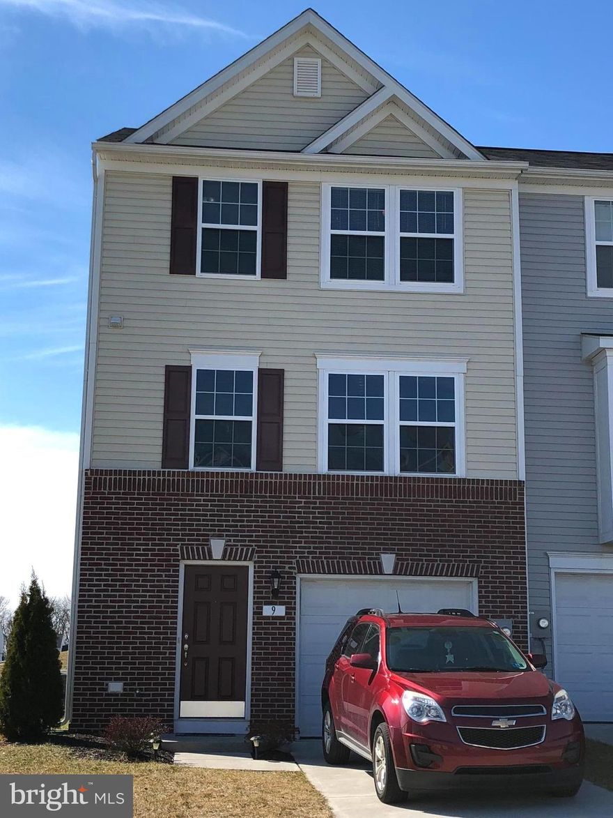 You will love this delightful 3-story town home right off I-81 in Falling Waters,Wv. This 3 bedroom, 4 bathroom ,large finished basement with a spacious morning room and a single car garage will be just what you need to raise a family or do lots of entertaining. This corner lot sits in a convenient , friendly neighborhood that you can enjoy daily walks on the concrete sidewalks. Call Today!!