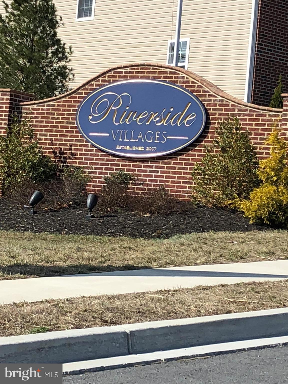 RIVERSIDE - Residential