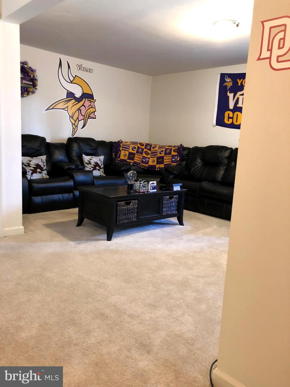 RIVERSIDE - Residential