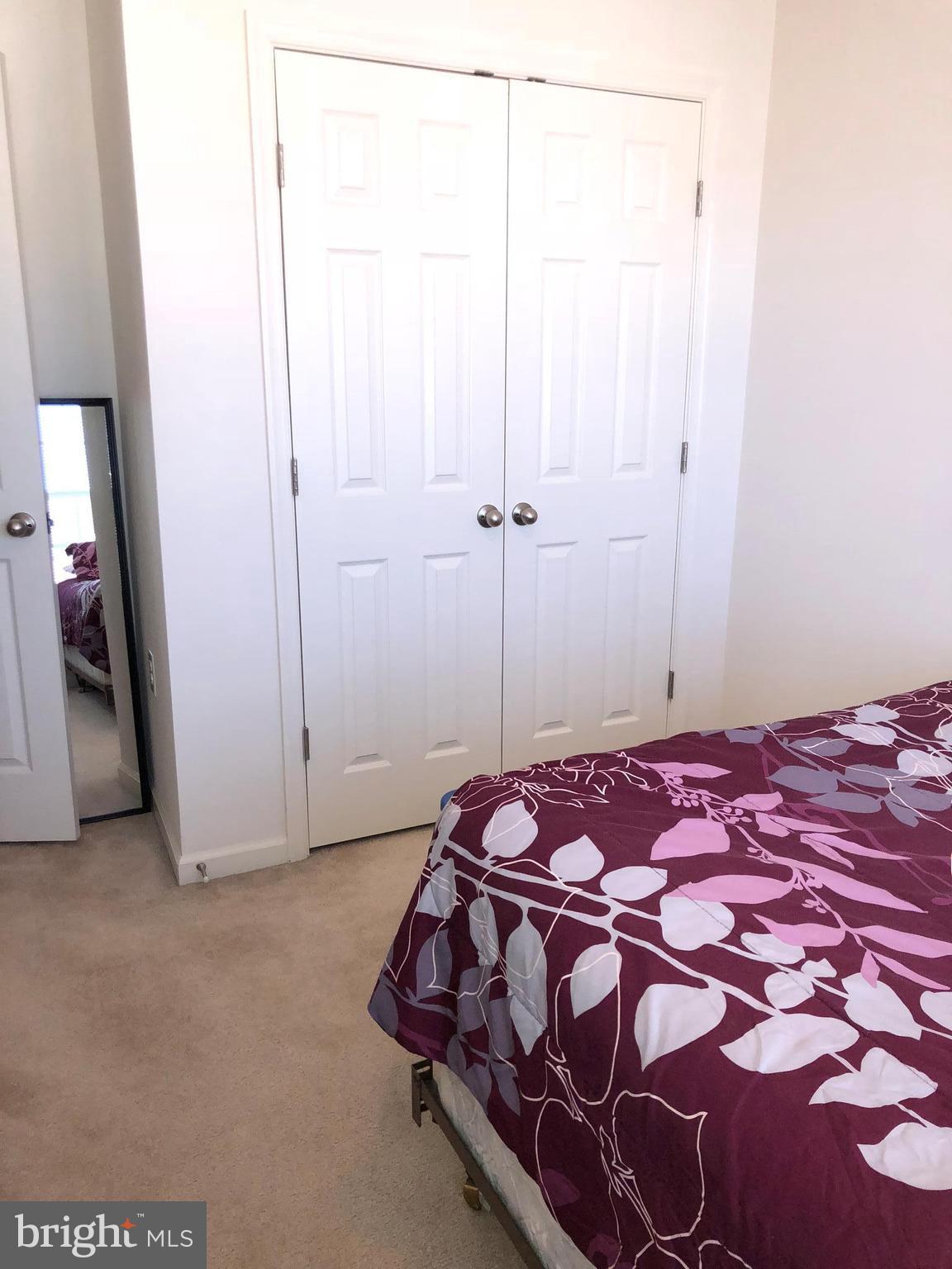 RIVERSIDE - Residential