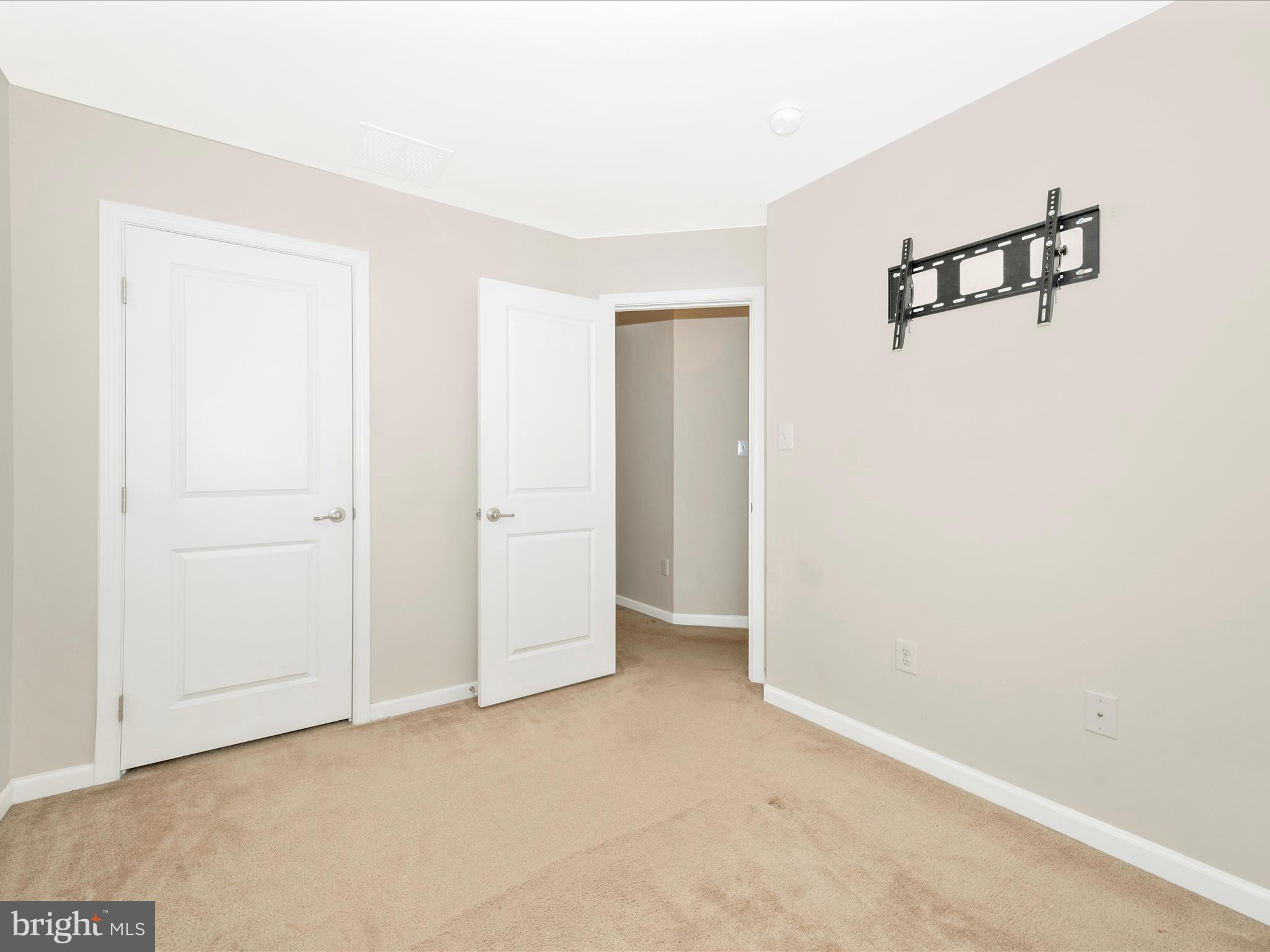 POTOMAC STATION - Residential