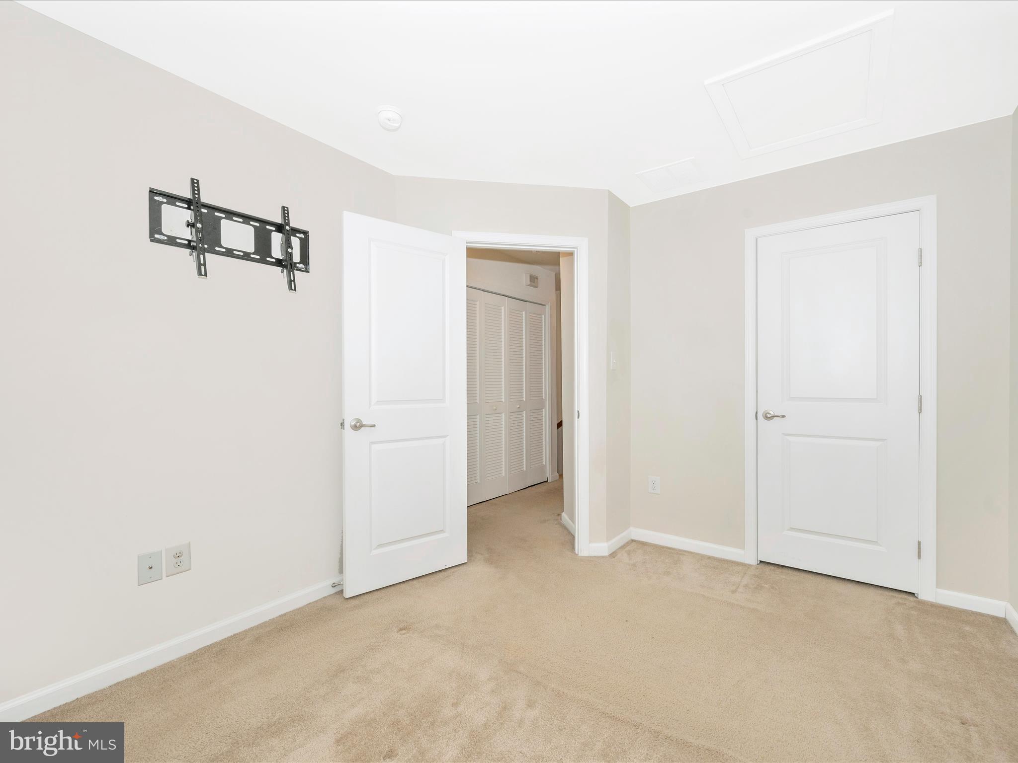 POTOMAC STATION - Residential