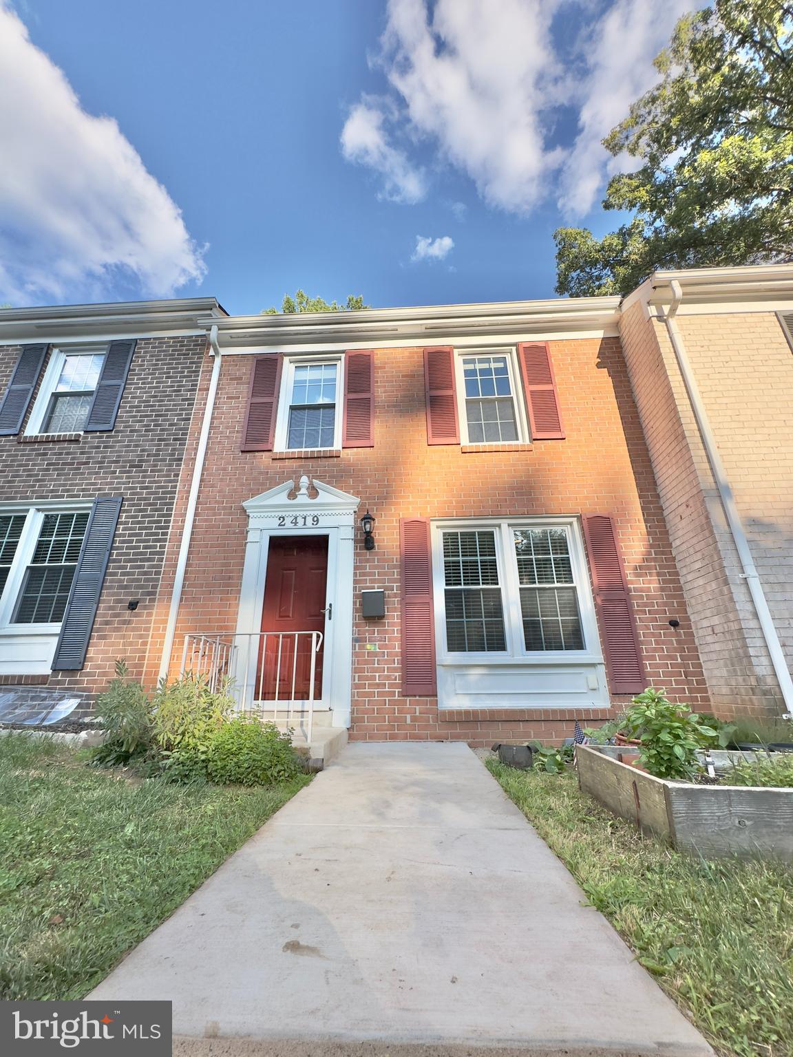 DEEPWOOD - Residential Lease