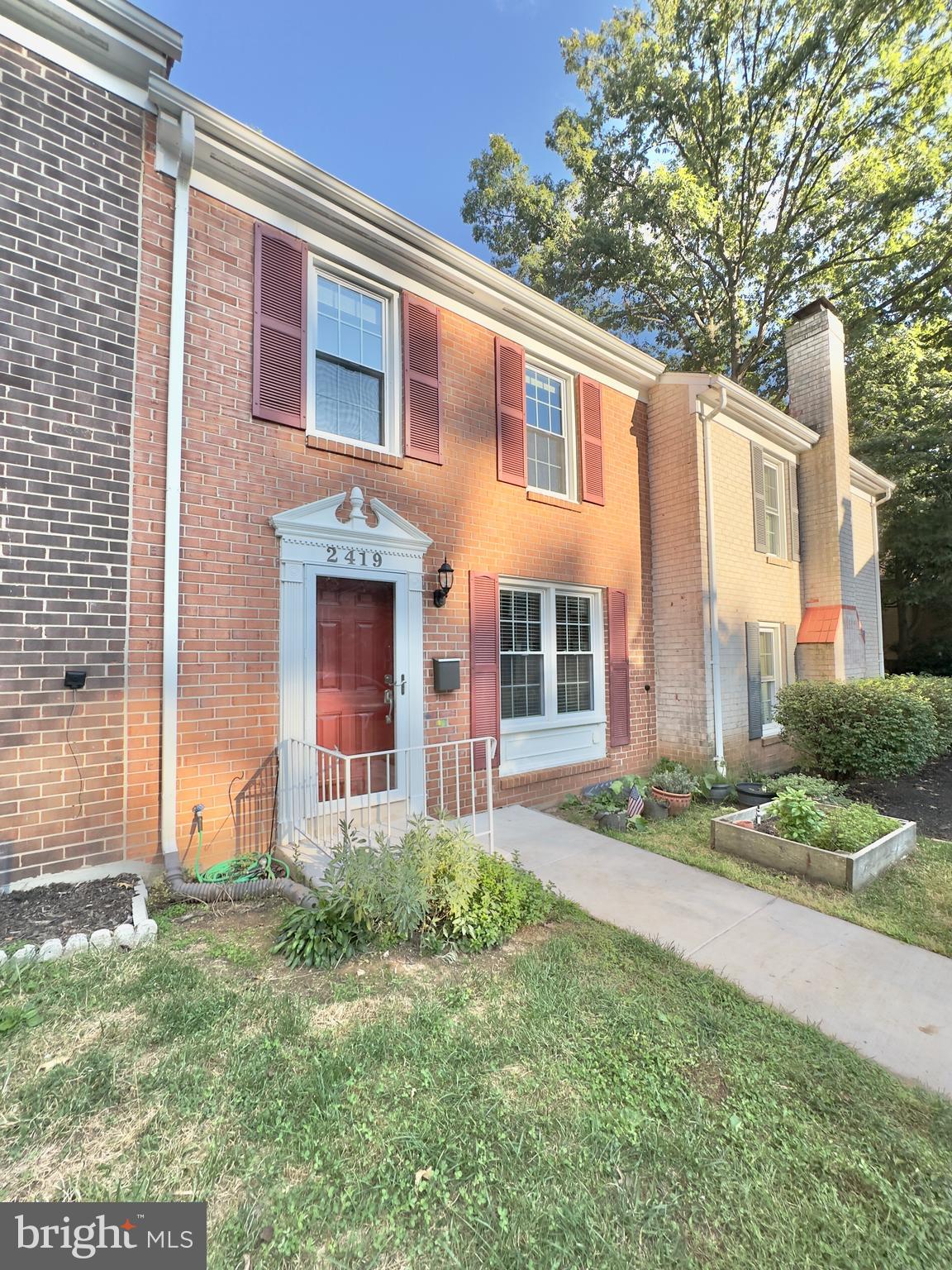 DEEPWOOD - Residential Lease