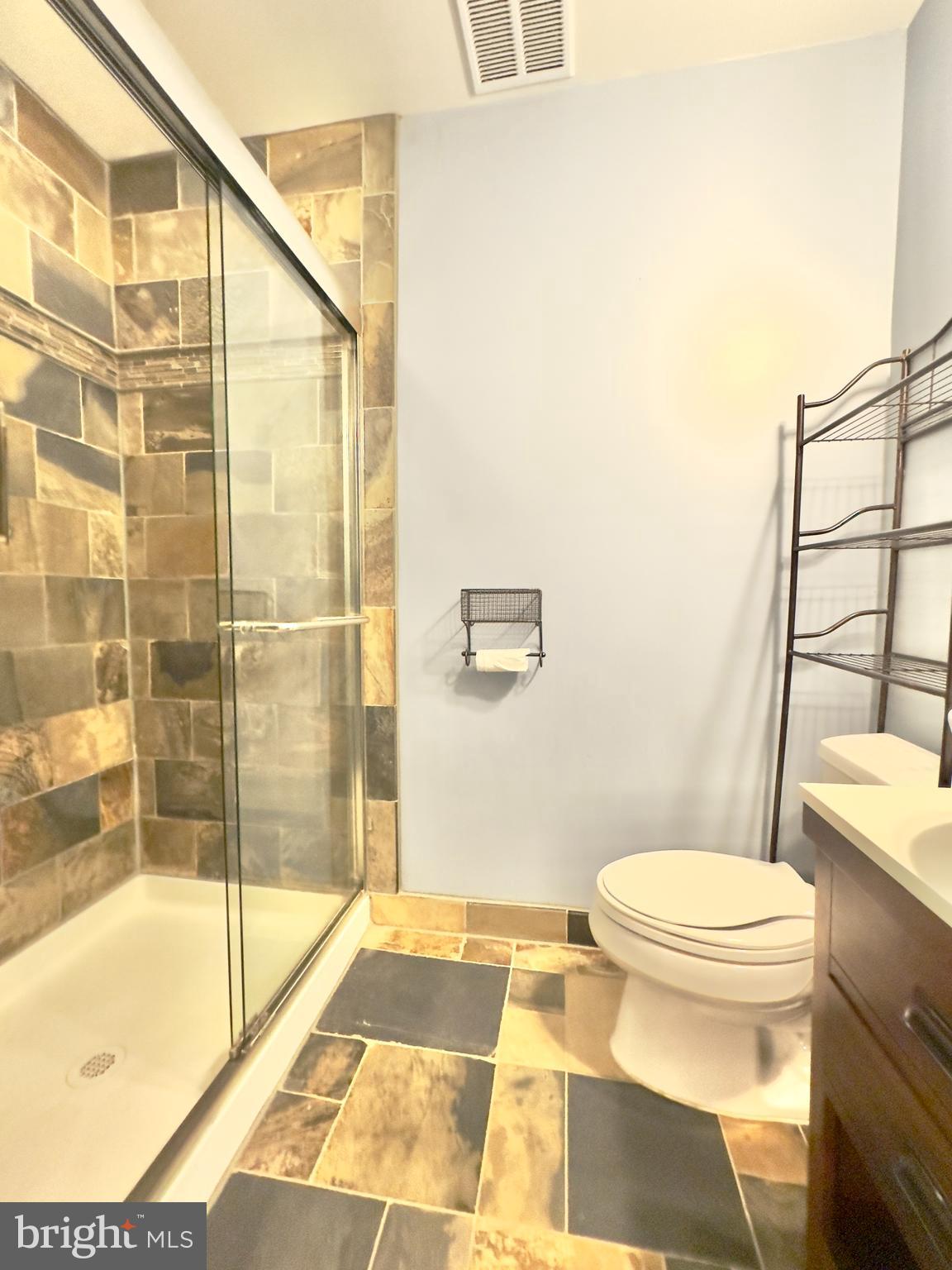 DEEPWOOD - Residential Lease