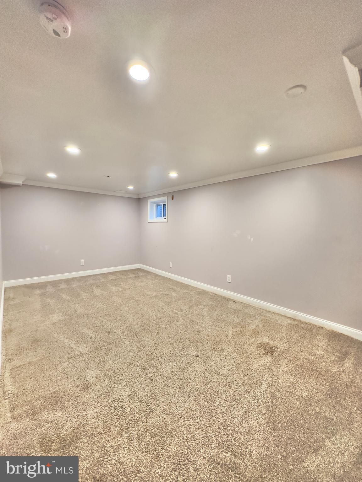 DEEPWOOD - Residential Lease