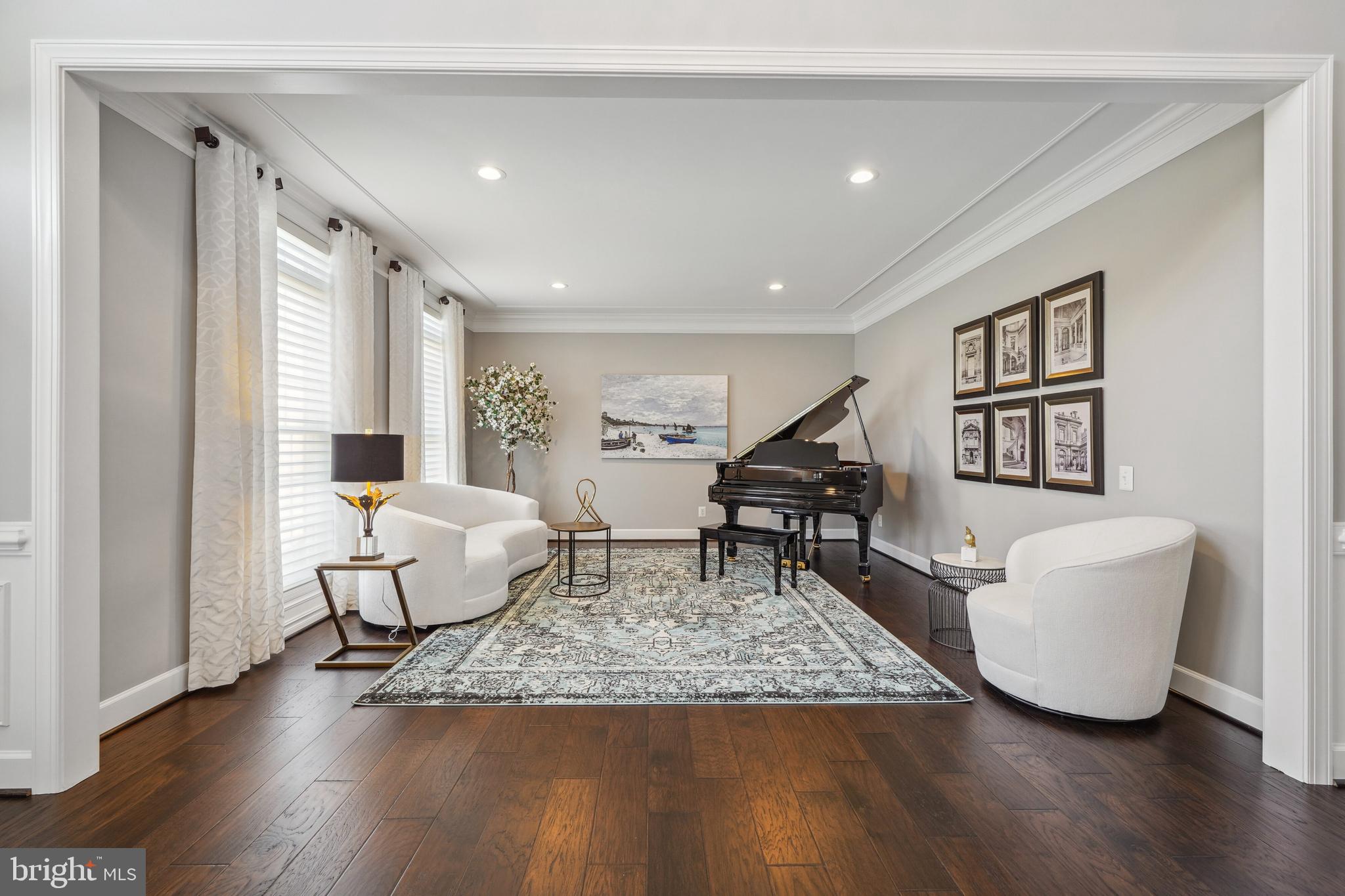 RED CEDAR - Residential