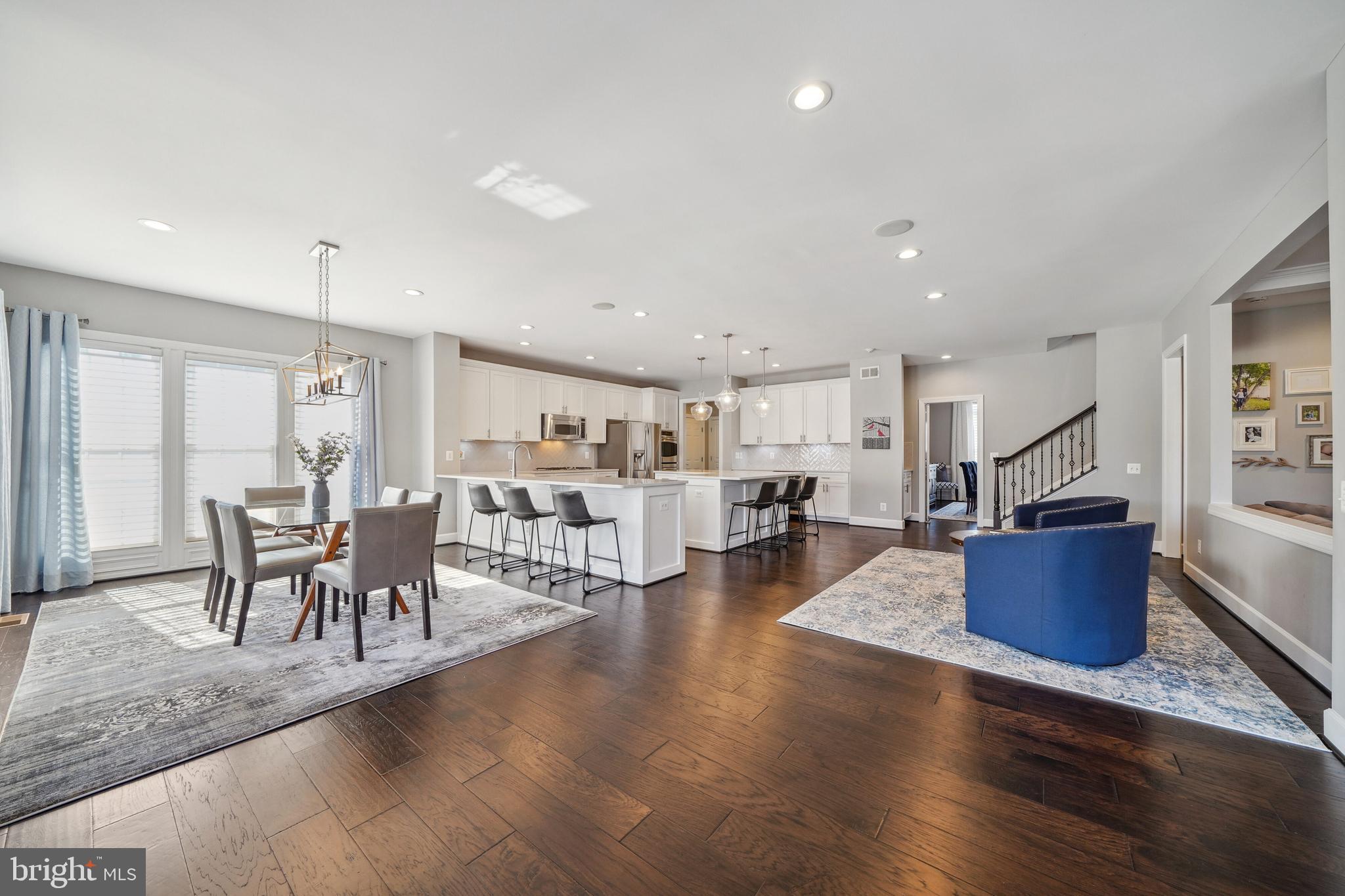 RED CEDAR - Residential