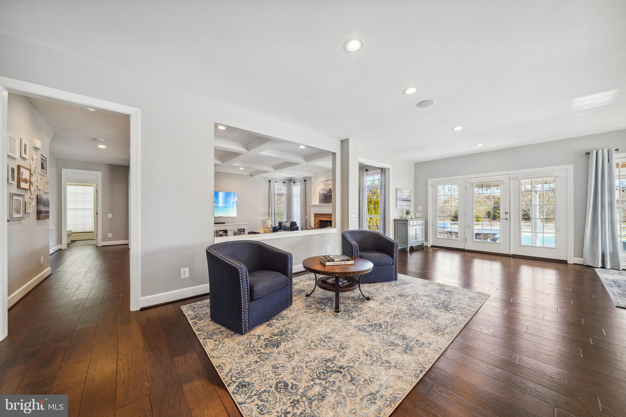 RED CEDAR - Residential