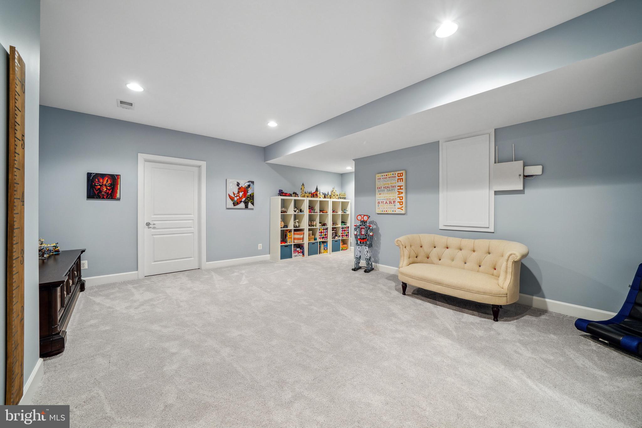 RED CEDAR - Residential