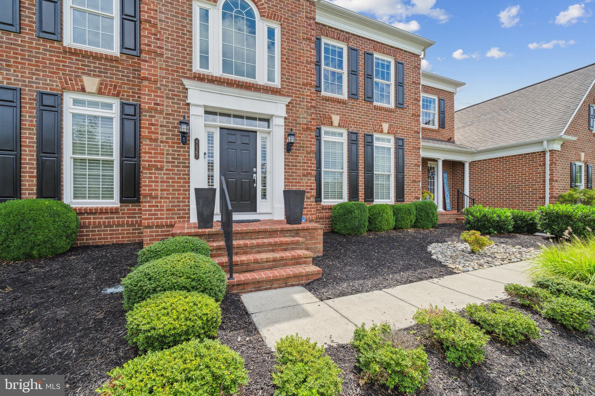 RED CEDAR - Residential