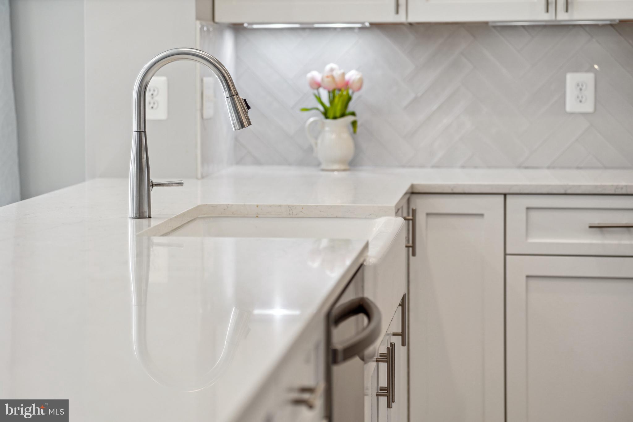 RED CEDAR - Residential