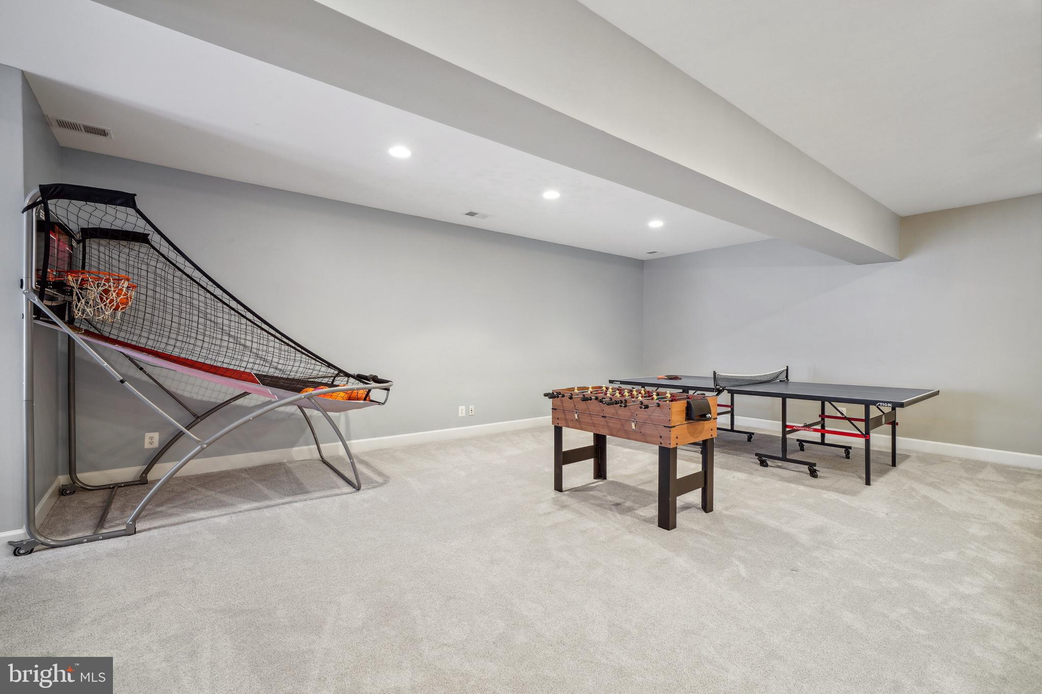 RED CEDAR - Residential