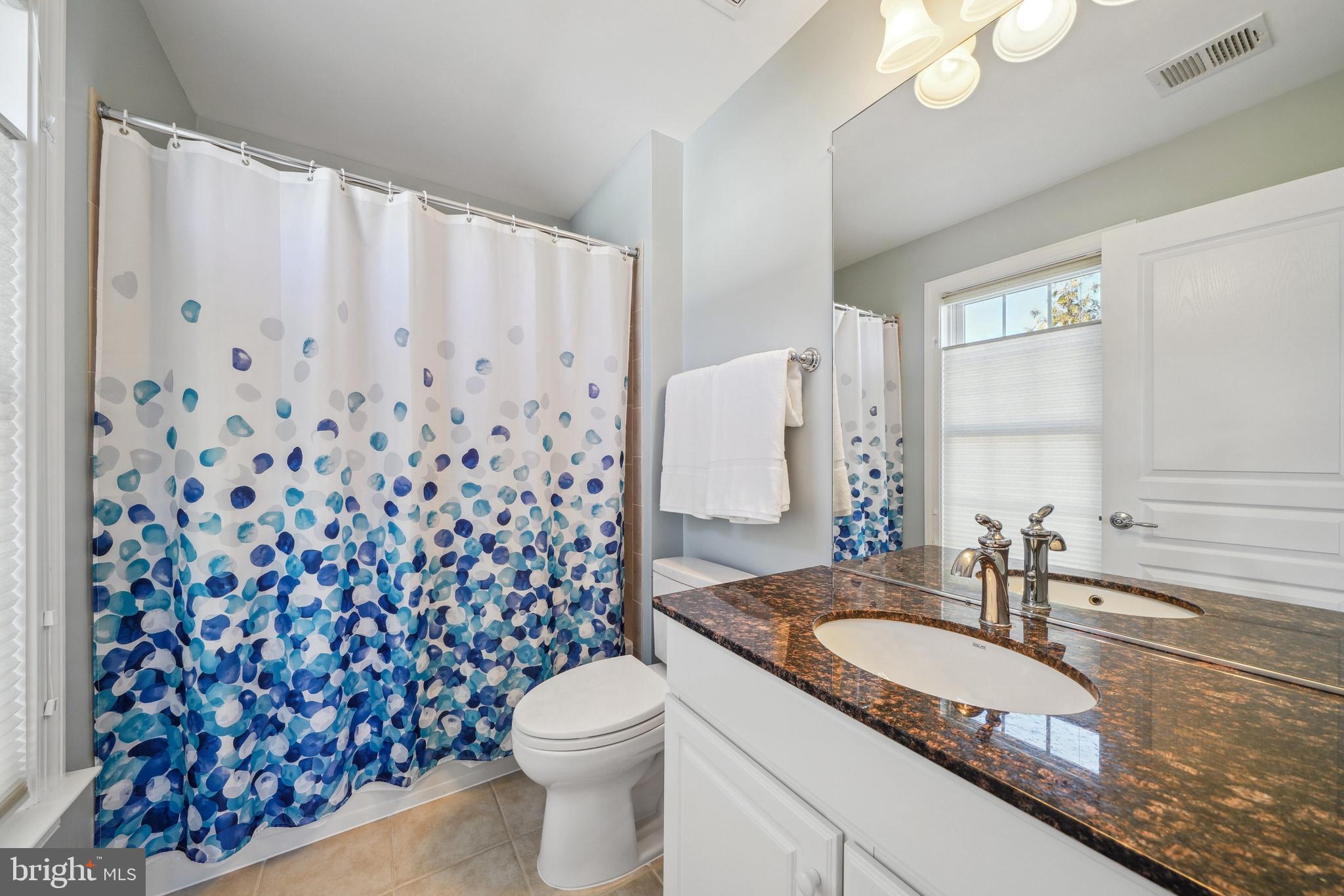 RED CEDAR - Residential