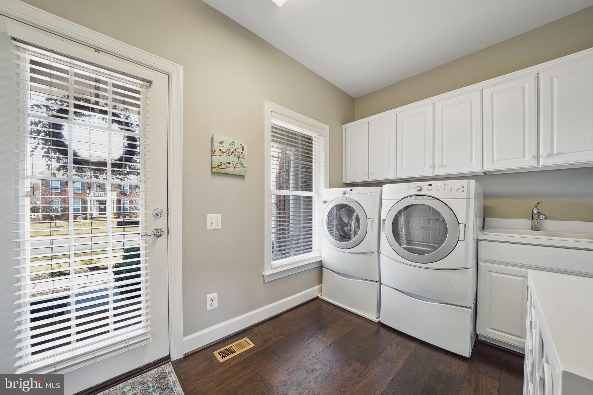 RED CEDAR - Residential