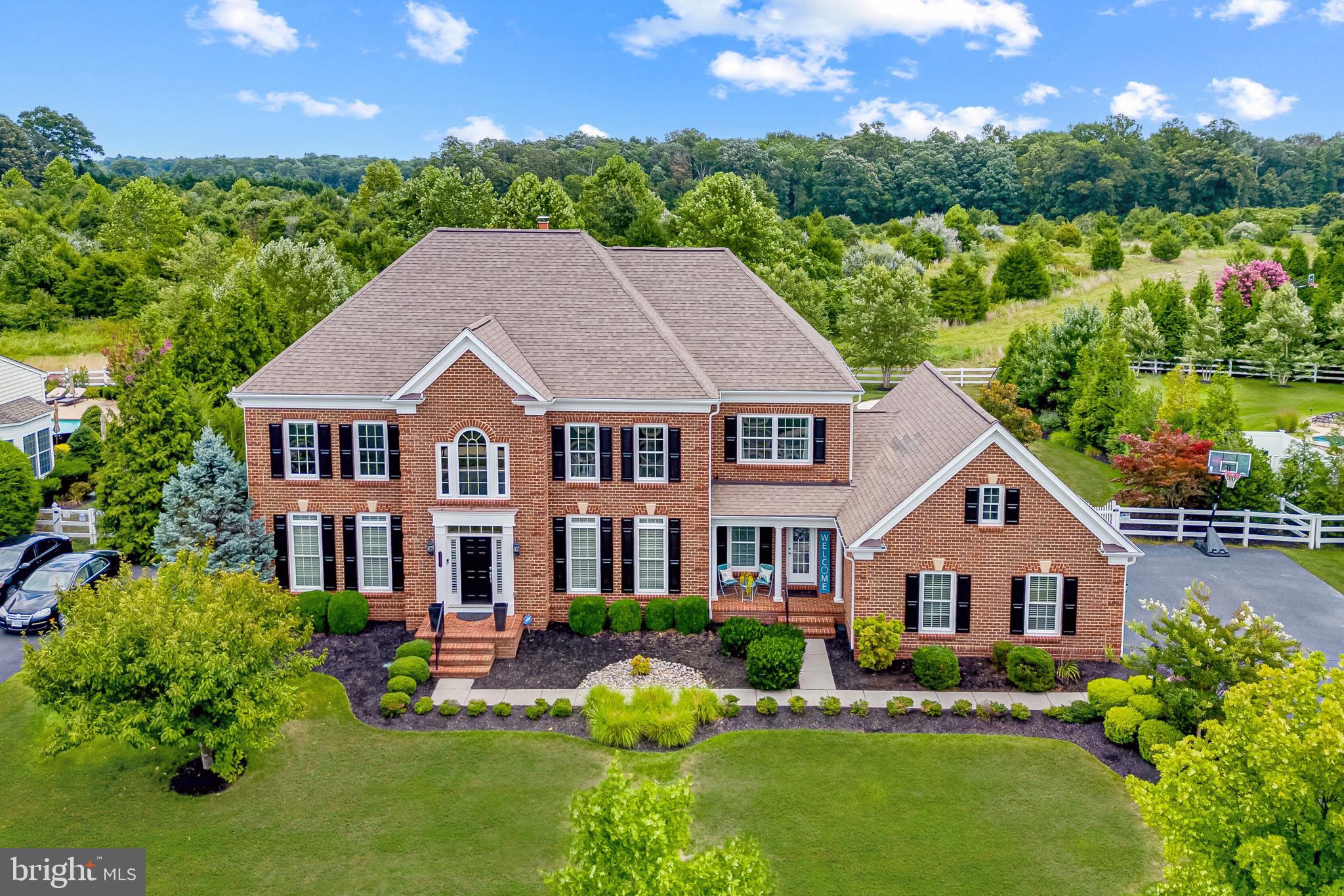 RED CEDAR - Residential