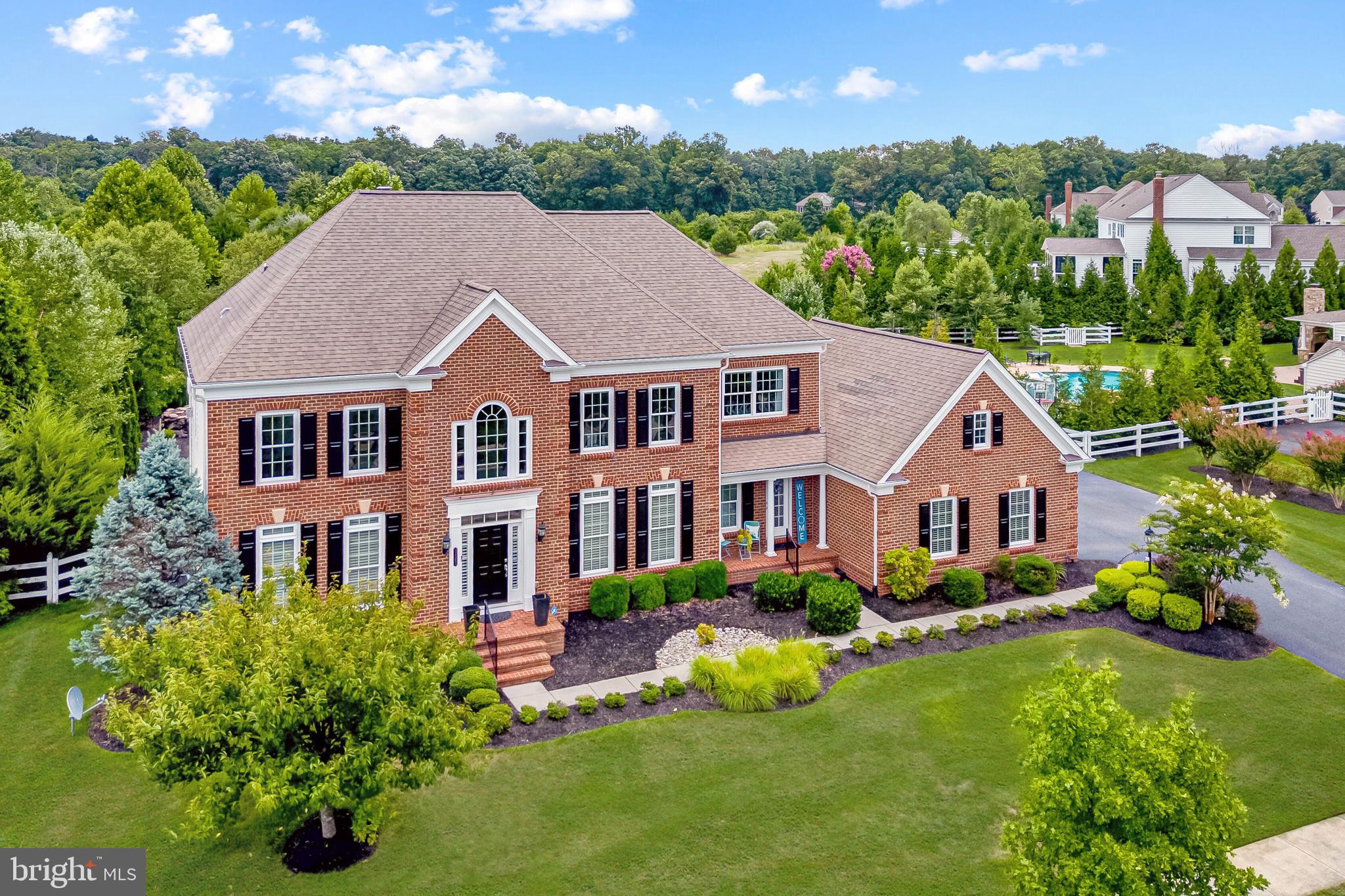 RED CEDAR - Residential