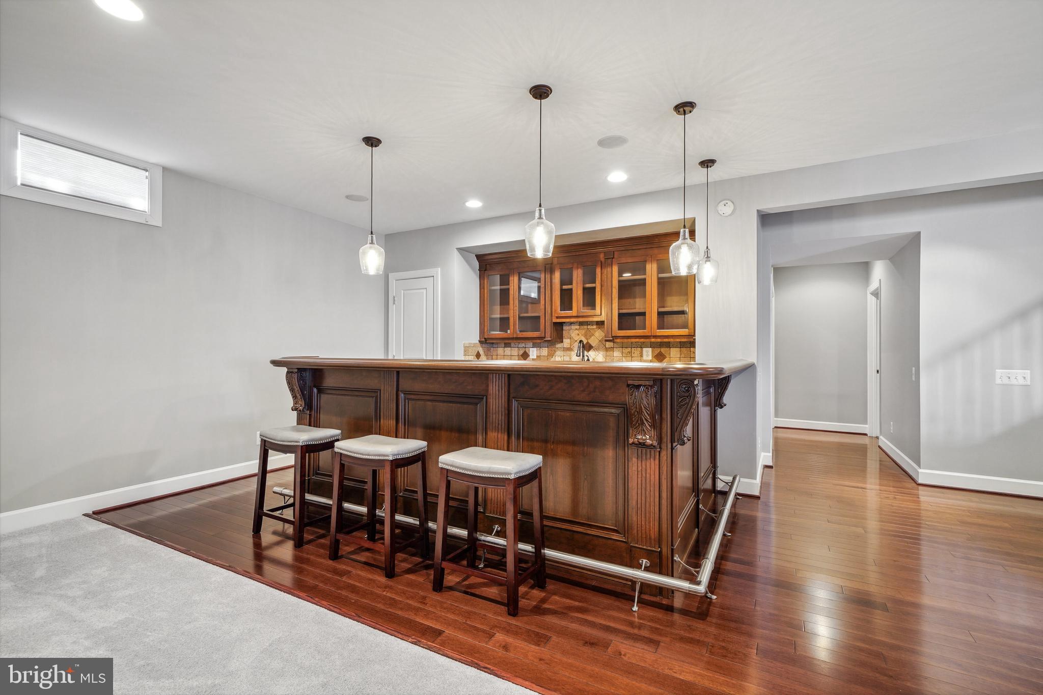 RED CEDAR - Residential