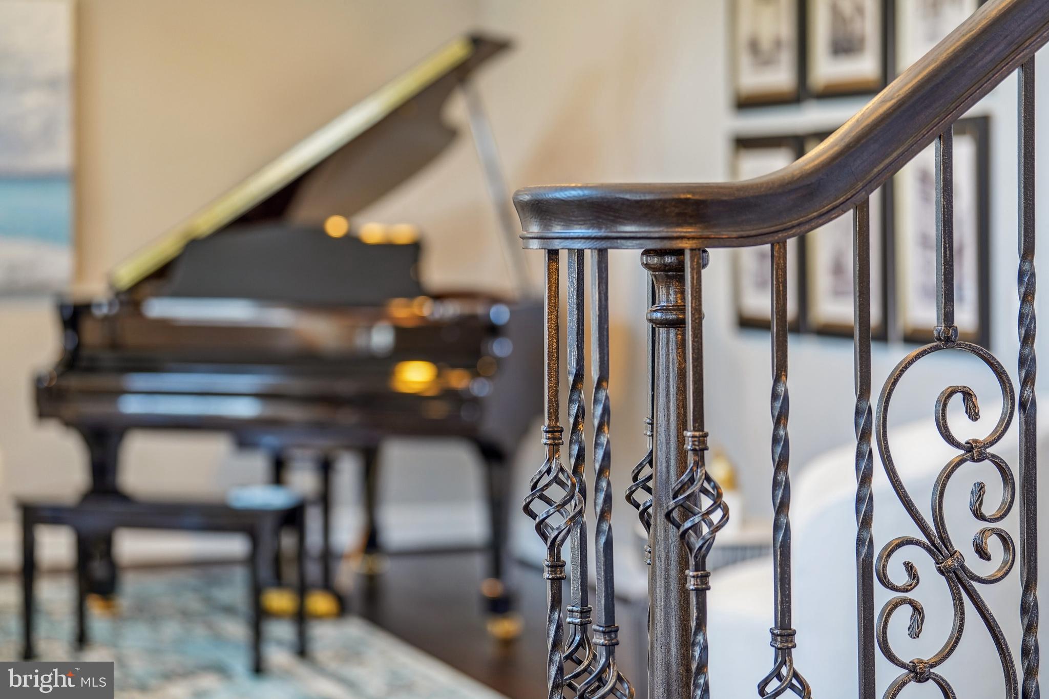 RED CEDAR - Residential