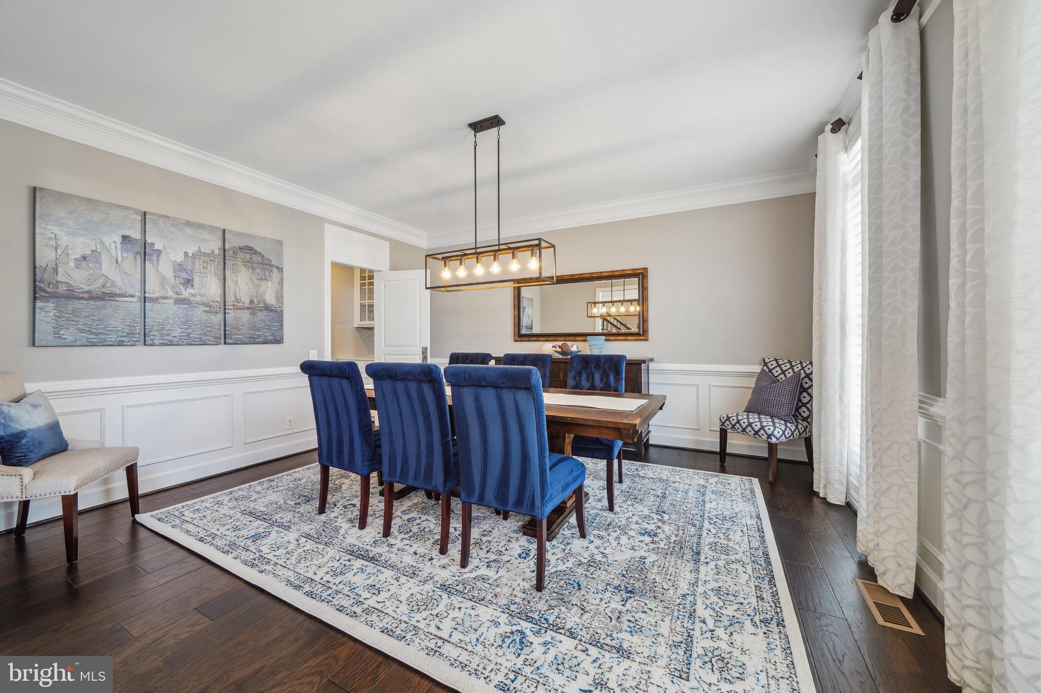 RED CEDAR - Residential