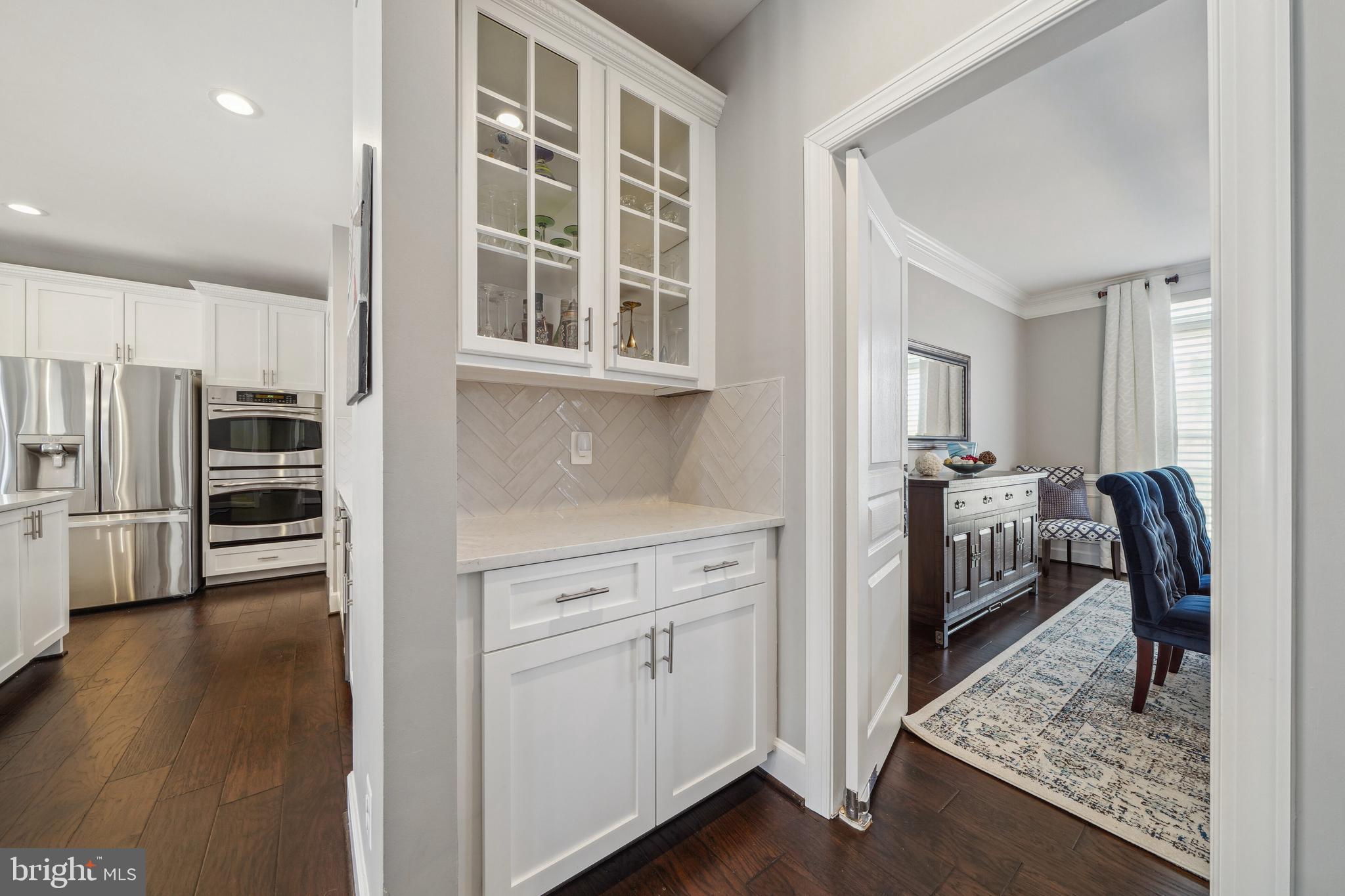 RED CEDAR - Residential