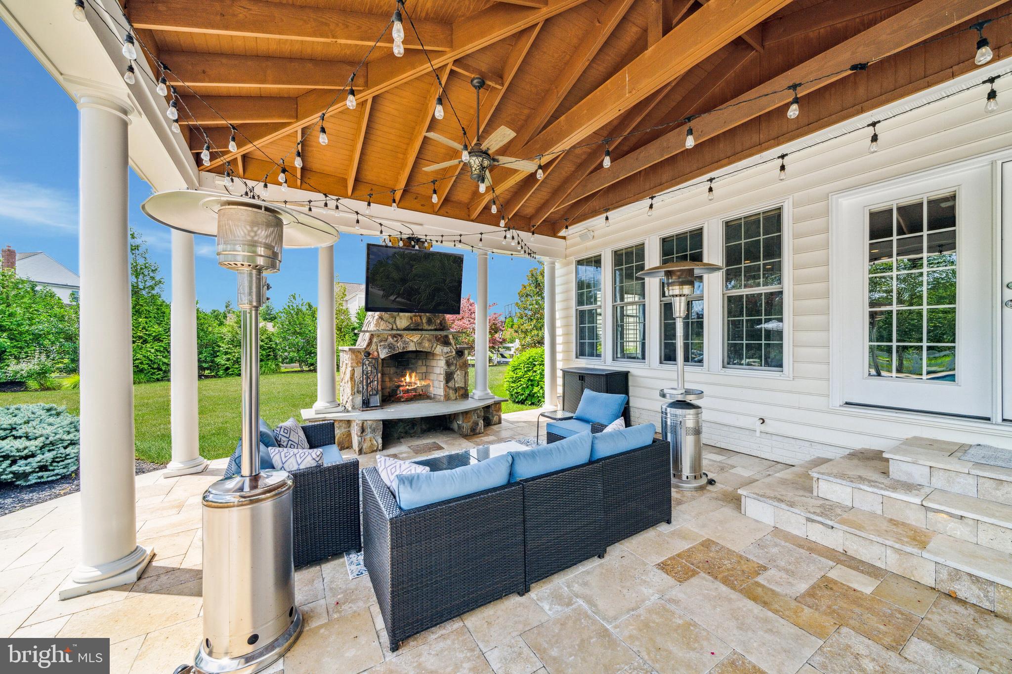 RED CEDAR - Residential