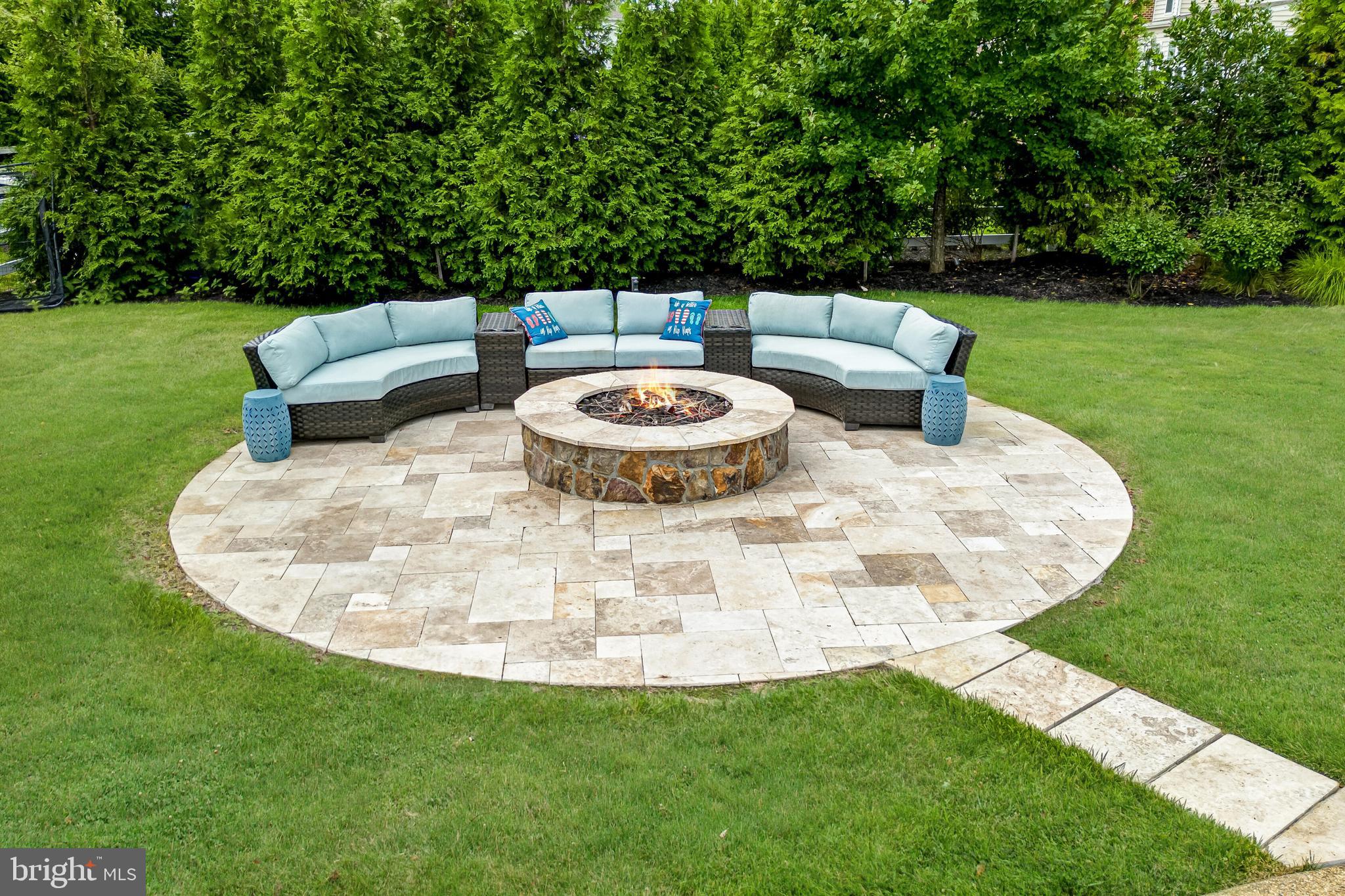 RED CEDAR - Residential