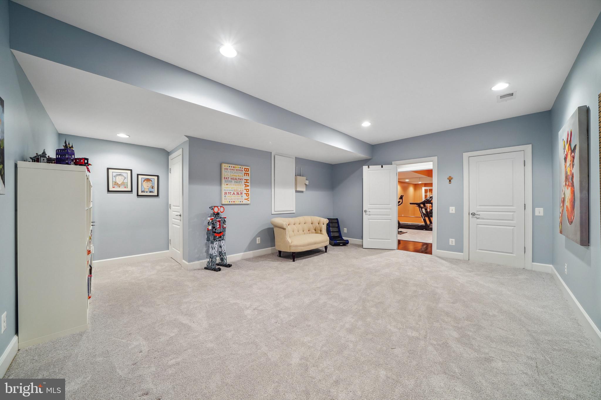 RED CEDAR - Residential