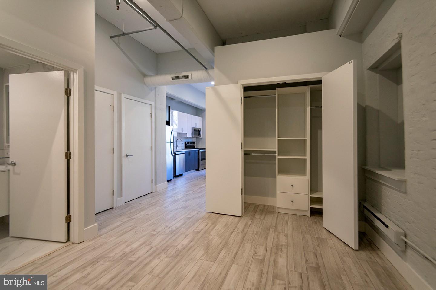 WASHINGTON SQ WEST - Residential Lease