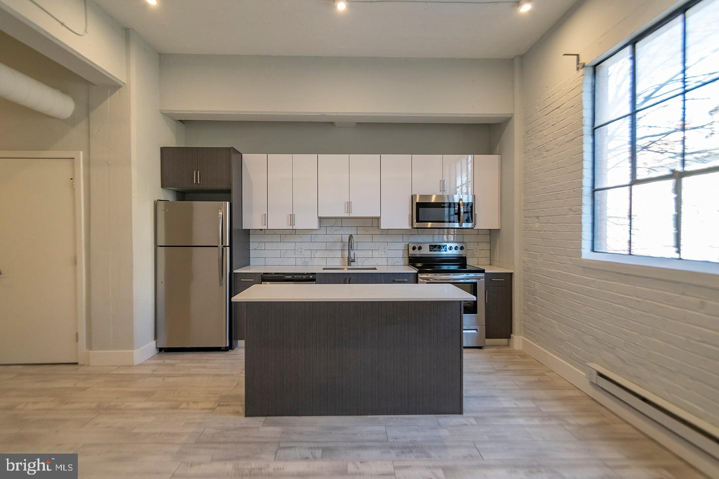 WASHINGTON SQ WEST - Residential Lease