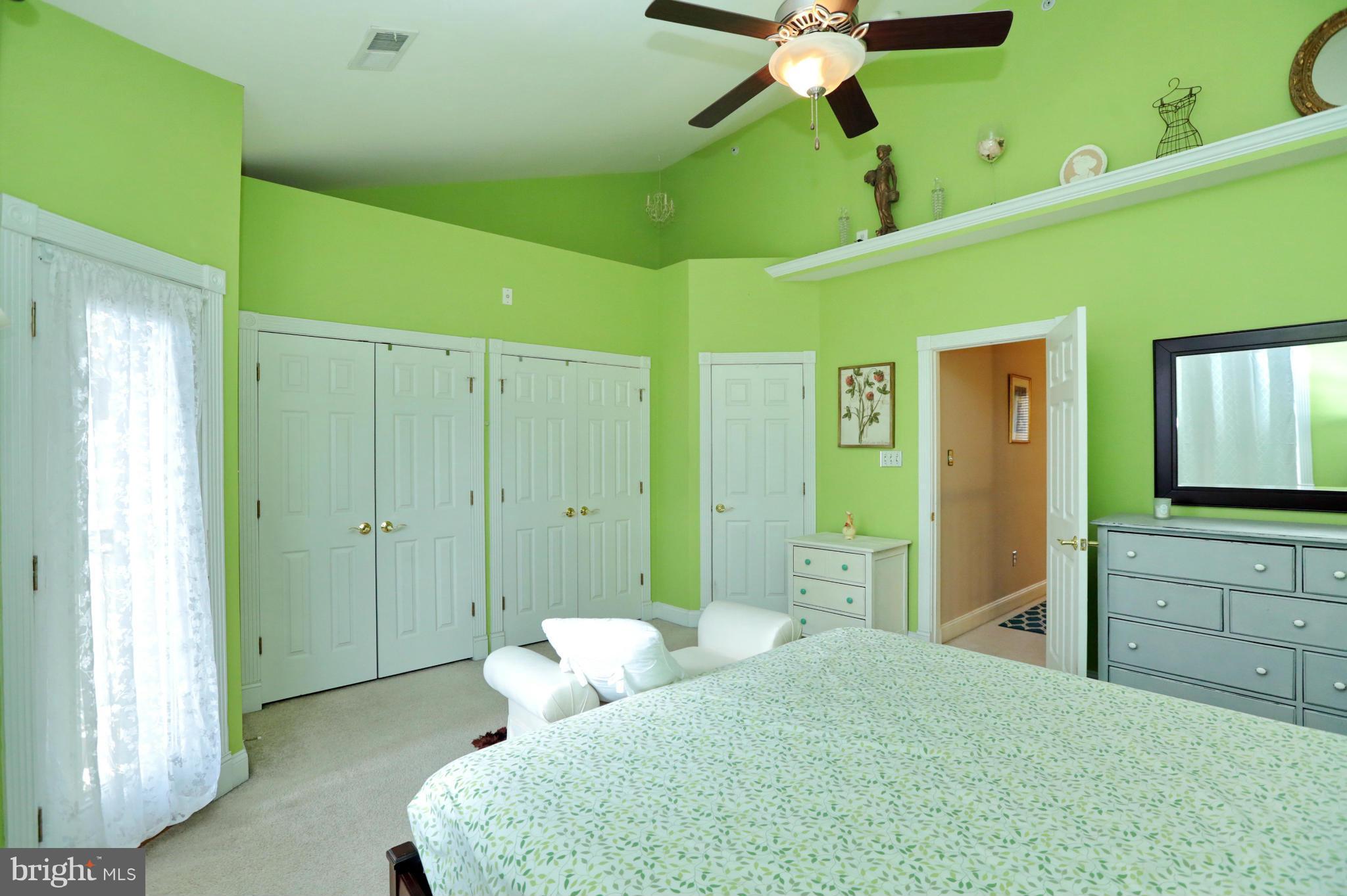 CENTENNIAL COMMONS - Residential Lease