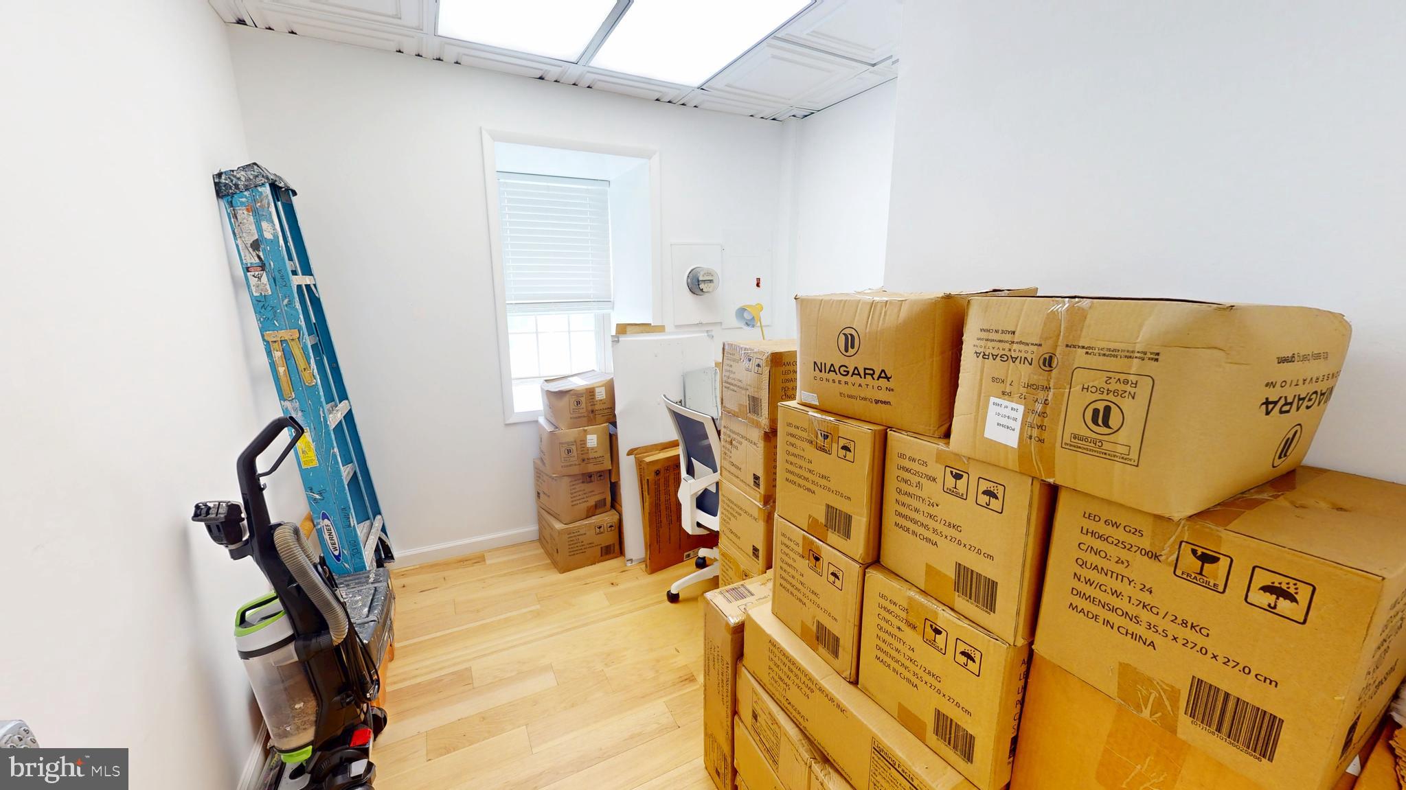 WASHINGTON PARK INDUSTRI - Commercial Sale